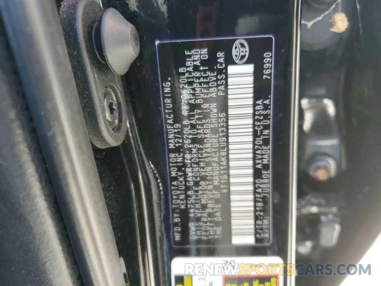 14 Photograph of a damaged car 4T1G11AK8LU913356 TOYOTA CAMRY 2020