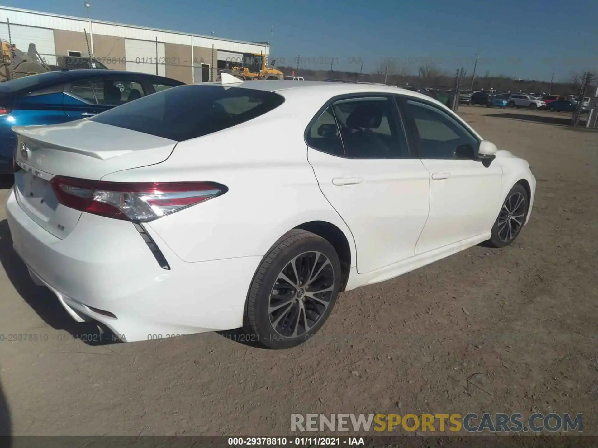 4 Photograph of a damaged car 4T1G11AK8LU913776 TOYOTA CAMRY 2020