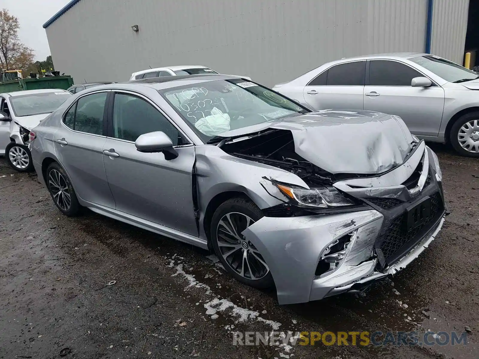 1 Photograph of a damaged car 4T1G11AK8LU915771 TOYOTA CAMRY 2020