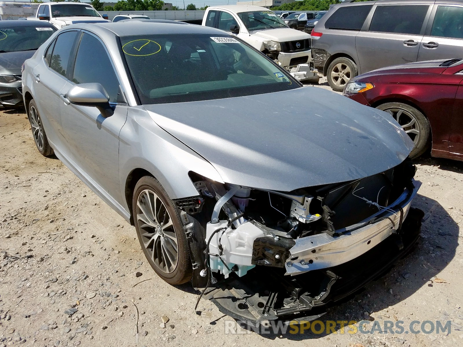 1 Photograph of a damaged car 4T1G11AK8LU916094 TOYOTA CAMRY 2020