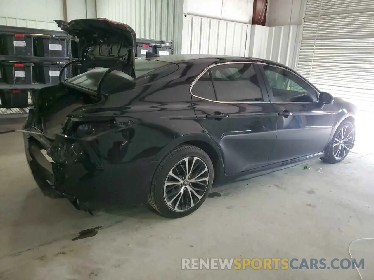 3 Photograph of a damaged car 4T1G11AK8LU916662 TOYOTA CAMRY 2020