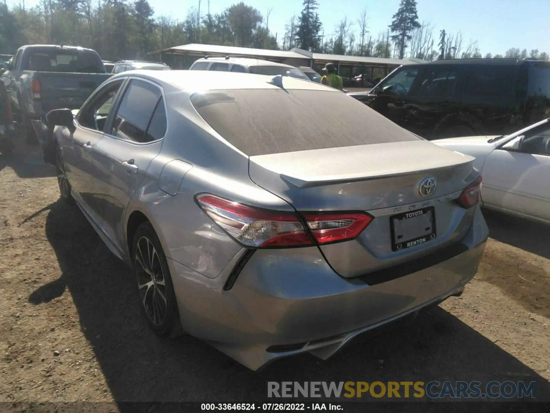 3 Photograph of a damaged car 4T1G11AK8LU922185 TOYOTA CAMRY 2020