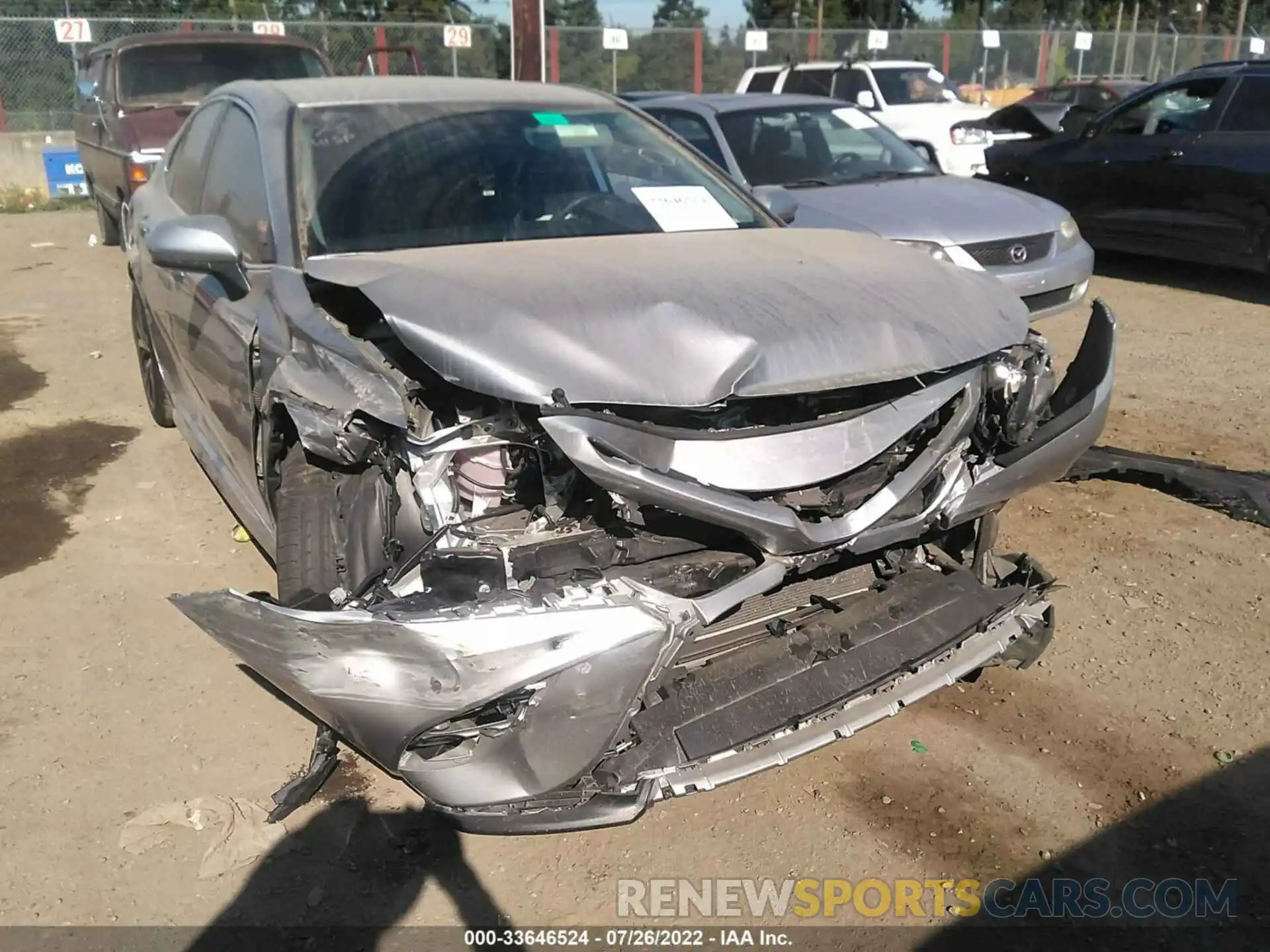 6 Photograph of a damaged car 4T1G11AK8LU922185 TOYOTA CAMRY 2020