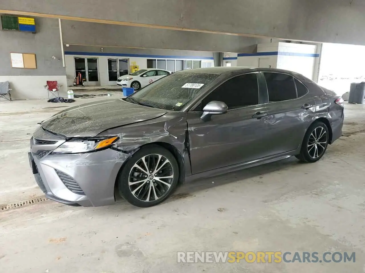 1 Photograph of a damaged car 4T1G11AK8LU930853 TOYOTA CAMRY 2020