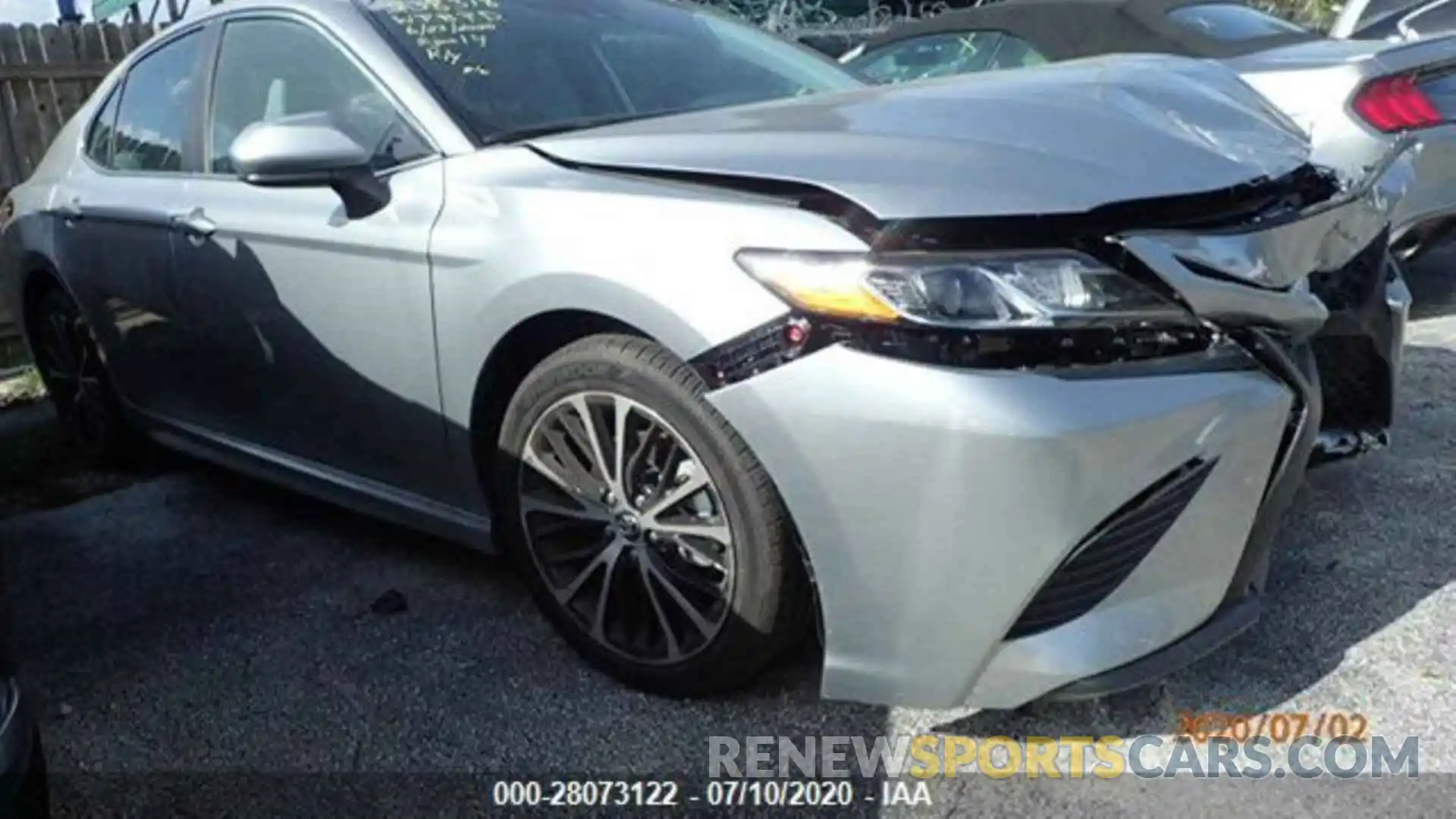 5 Photograph of a damaged car 4T1G11AK8LU935308 TOYOTA CAMRY 2020