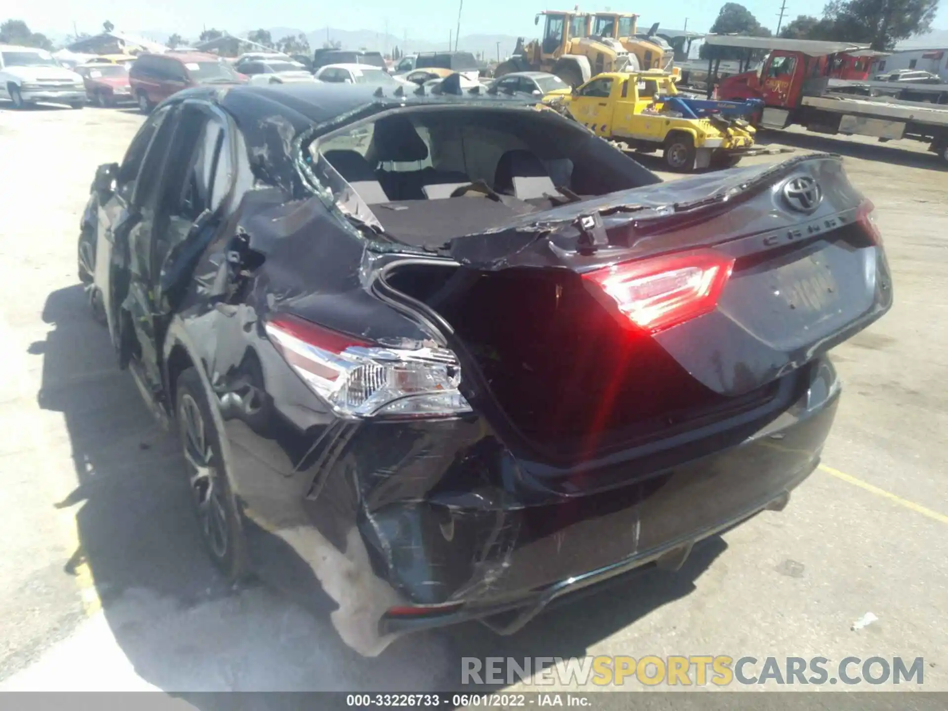 3 Photograph of a damaged car 4T1G11AK8LU949712 TOYOTA CAMRY 2020