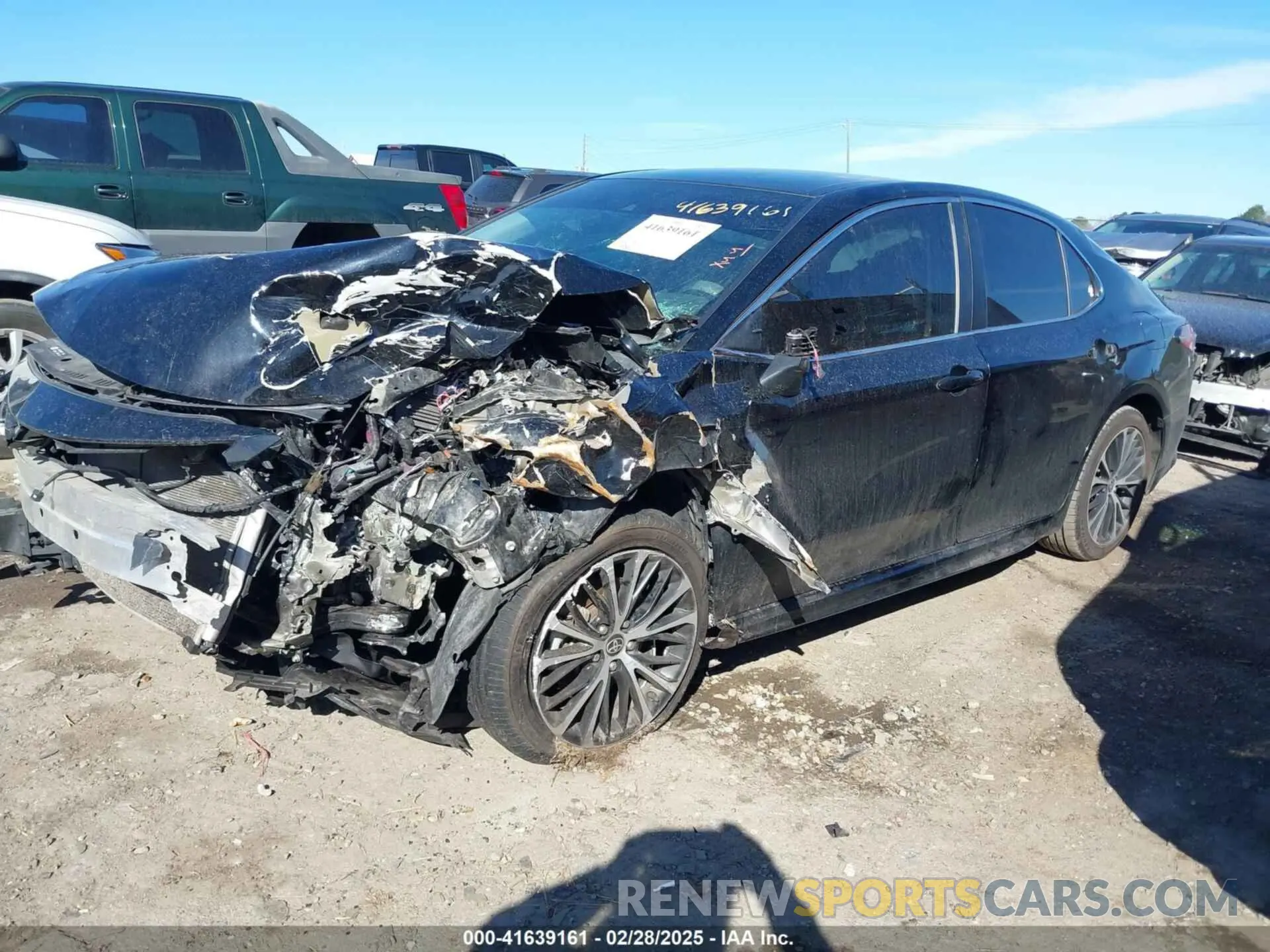 2 Photograph of a damaged car 4T1G11AK8LU957860 TOYOTA CAMRY 2020