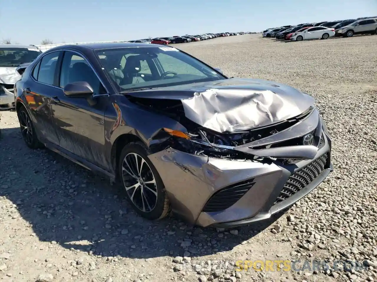 1 Photograph of a damaged car 4T1G11AK8LU974142 TOYOTA CAMRY 2020