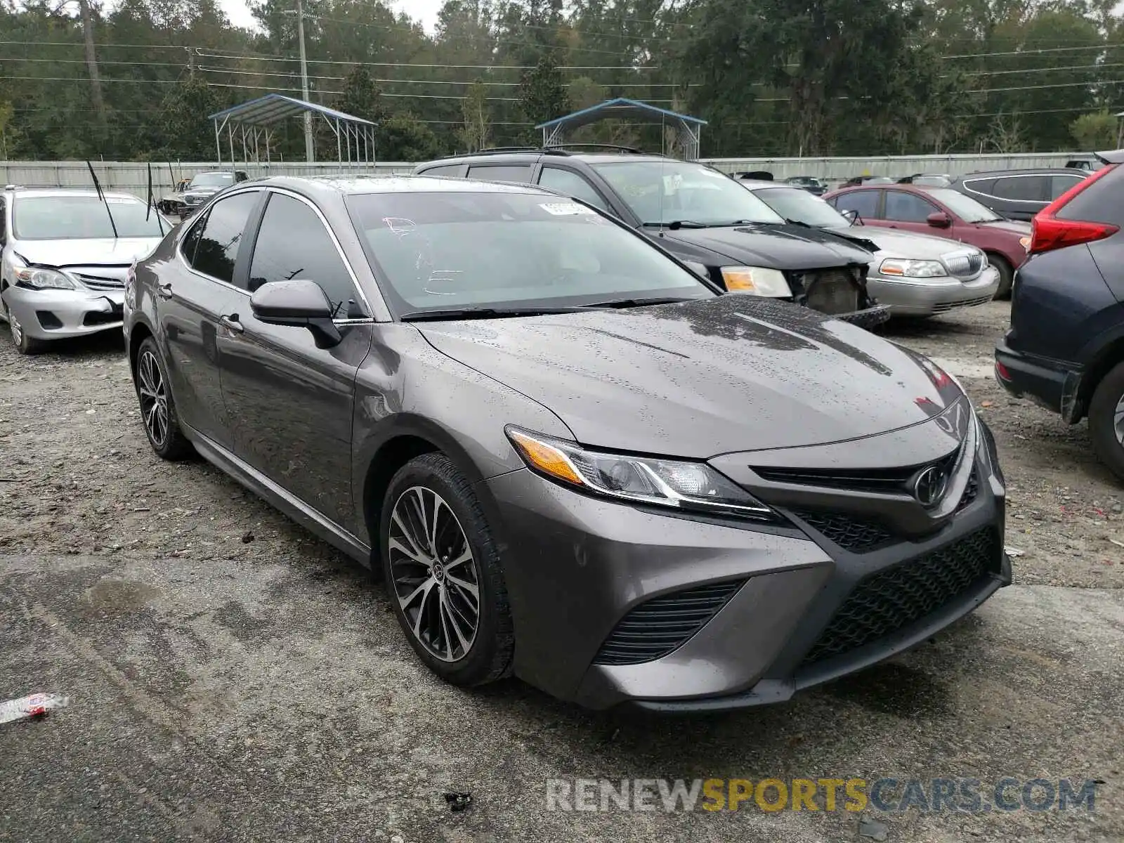 1 Photograph of a damaged car 4T1G11AK8LU975453 TOYOTA CAMRY 2020