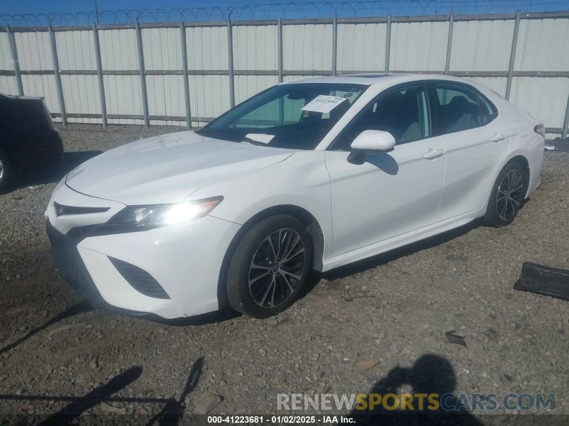 2 Photograph of a damaged car 4T1G11AK8LU980359 TOYOTA CAMRY 2020