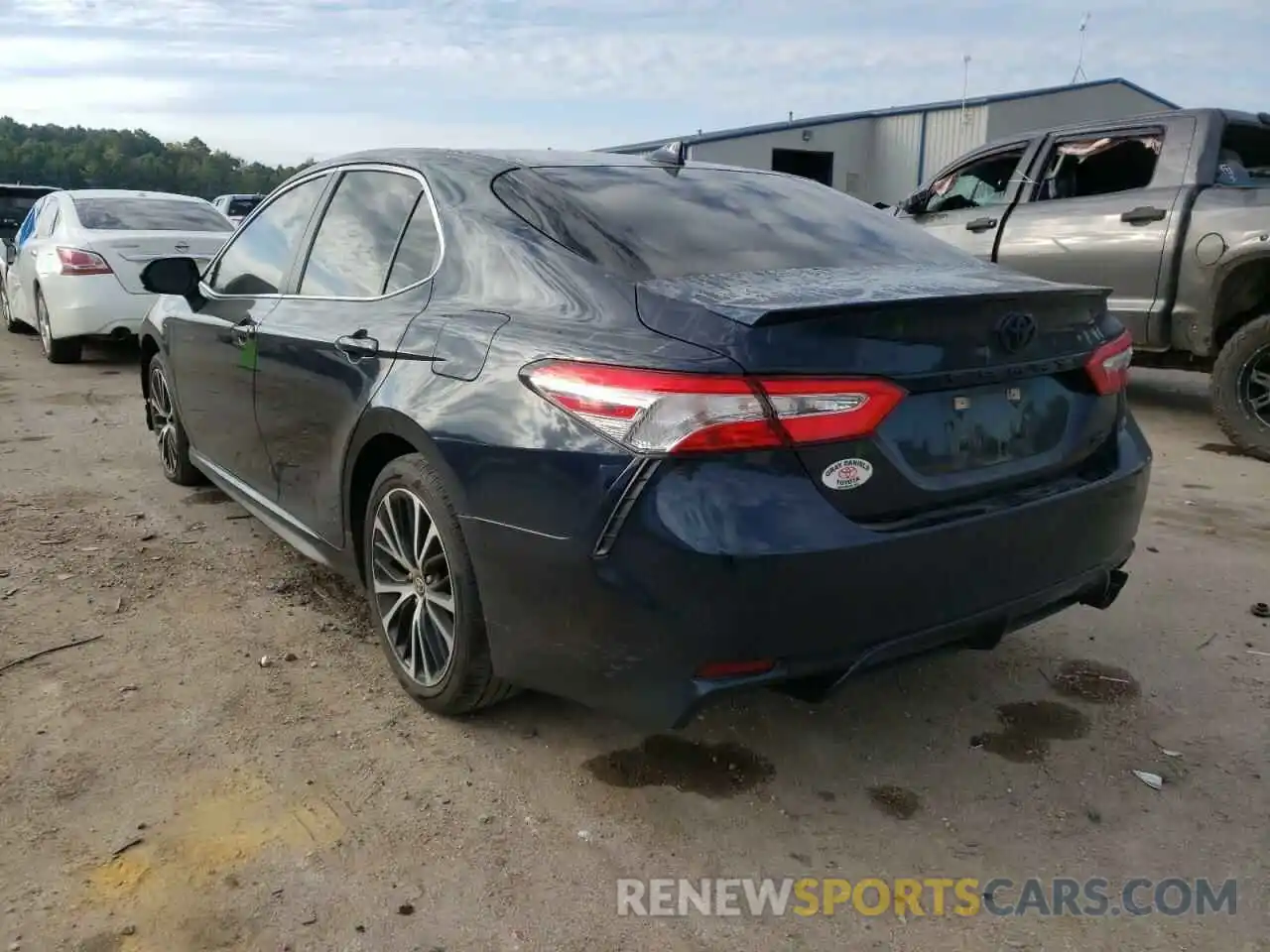 3 Photograph of a damaged car 4T1G11AK8LU988297 TOYOTA CAMRY 2020