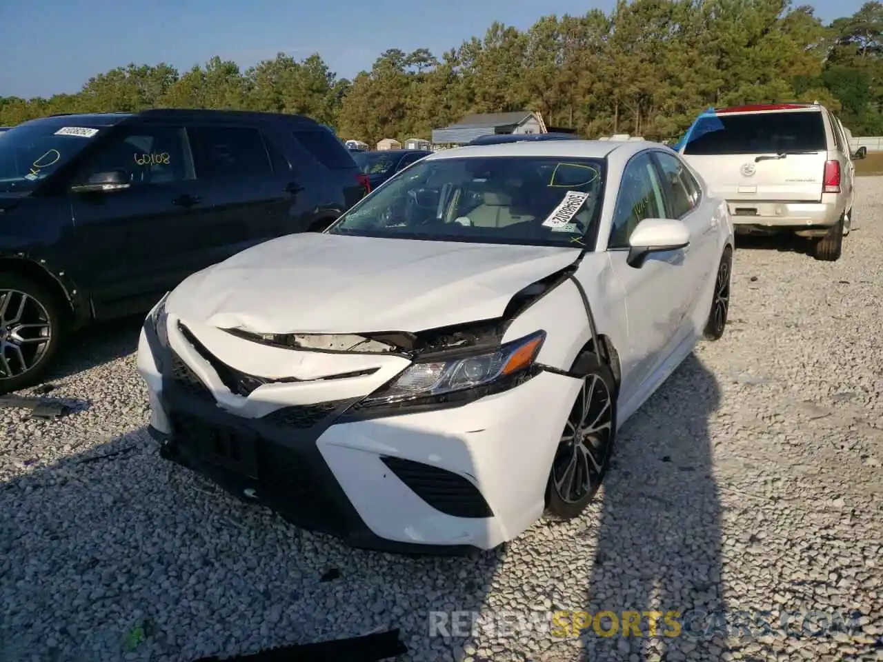 2 Photograph of a damaged car 4T1G11AK8LU989224 TOYOTA CAMRY 2020