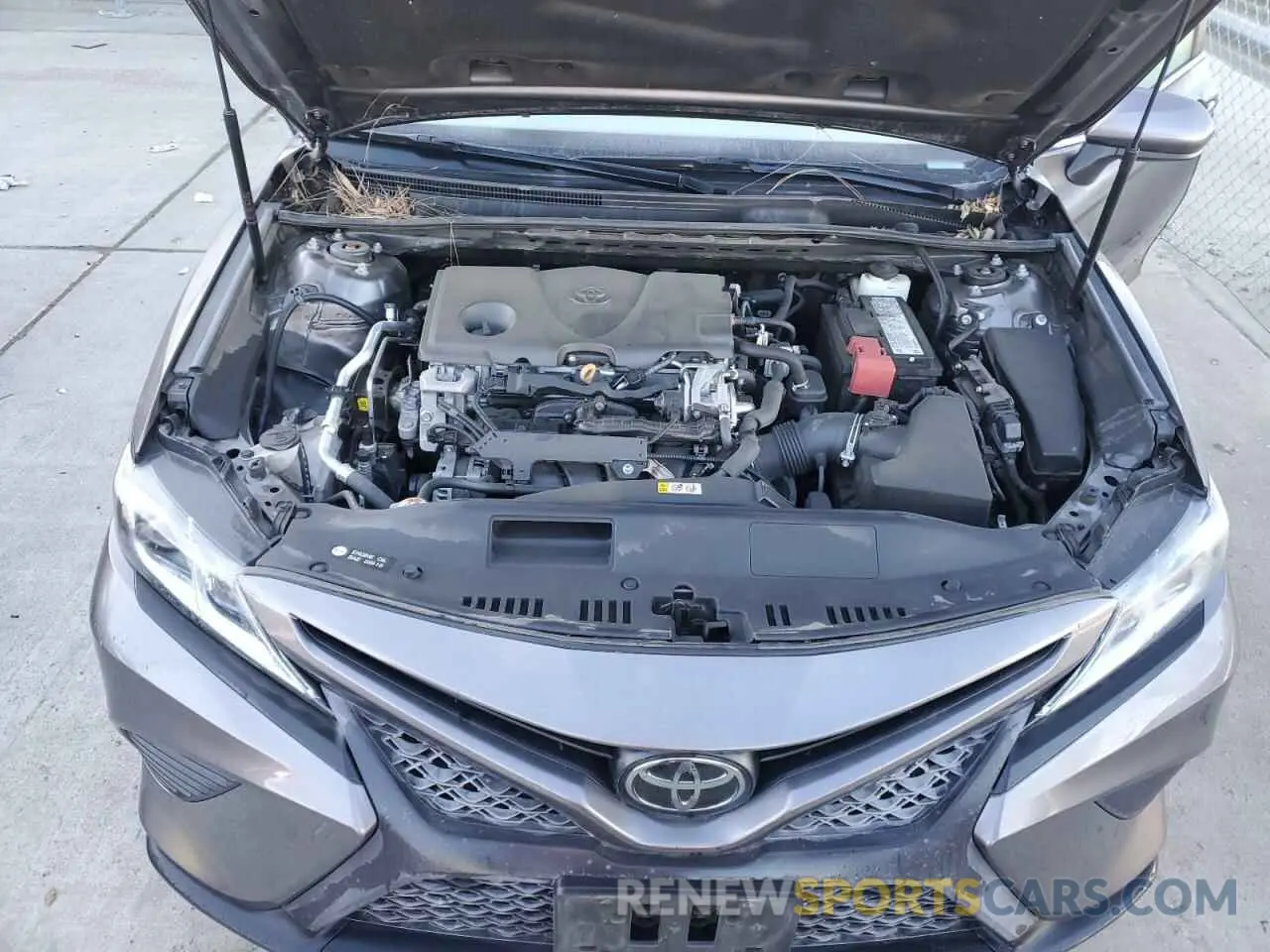 11 Photograph of a damaged car 4T1G11AK8LU993239 TOYOTA CAMRY 2020