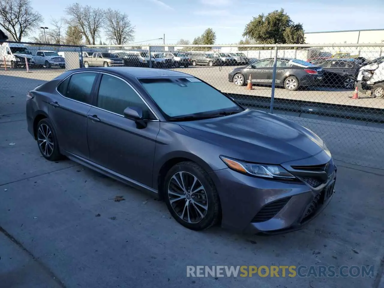 4 Photograph of a damaged car 4T1G11AK8LU993239 TOYOTA CAMRY 2020