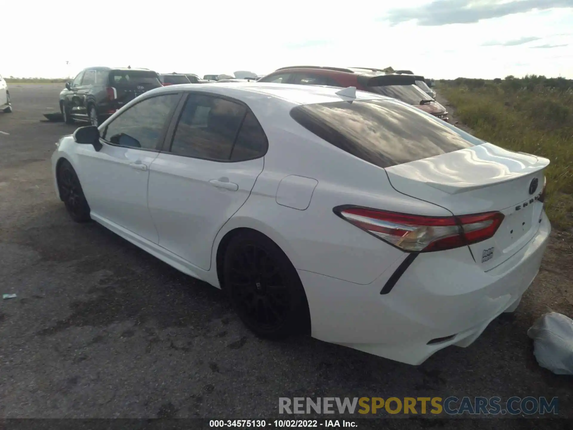 3 Photograph of a damaged car 4T1G11AK8LU998070 TOYOTA CAMRY 2020