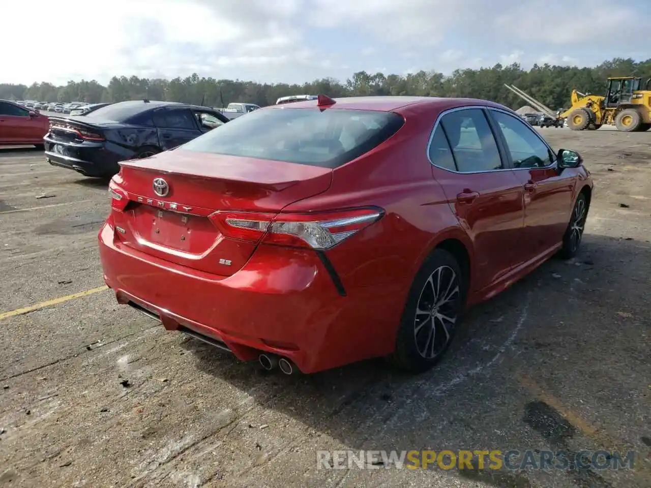 4 Photograph of a damaged car 4T1G11AK9LU305653 TOYOTA CAMRY 2020