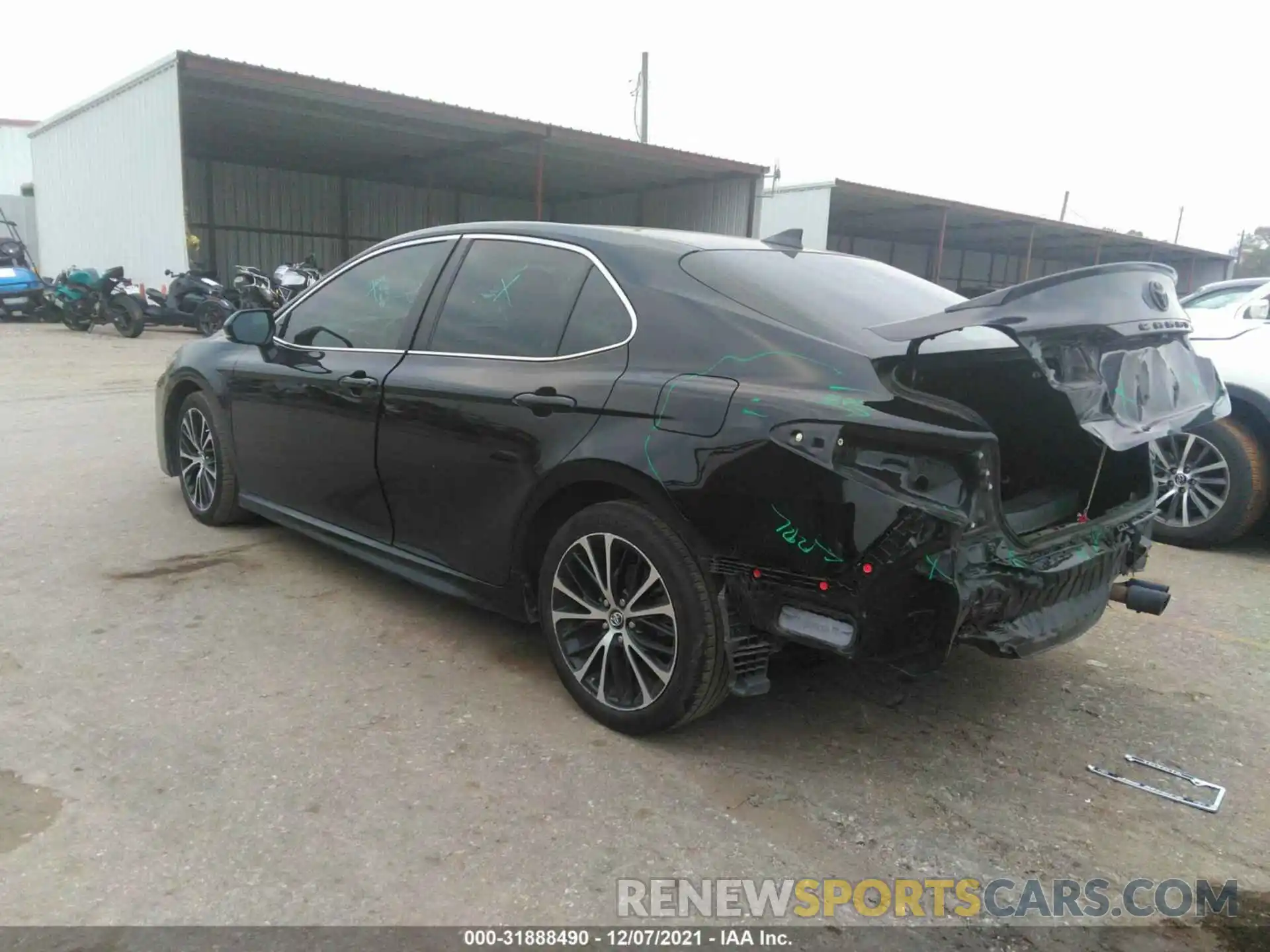 3 Photograph of a damaged car 4T1G11AK9LU321223 TOYOTA CAMRY 2020