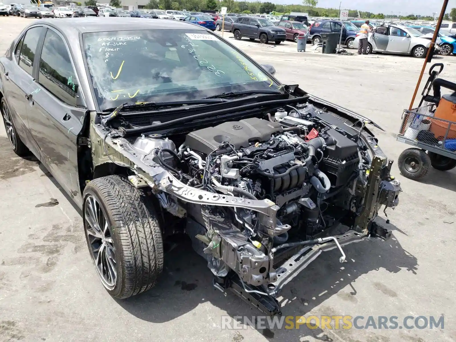 9 Photograph of a damaged car 4T1G11AK9LU322789 TOYOTA CAMRY 2020