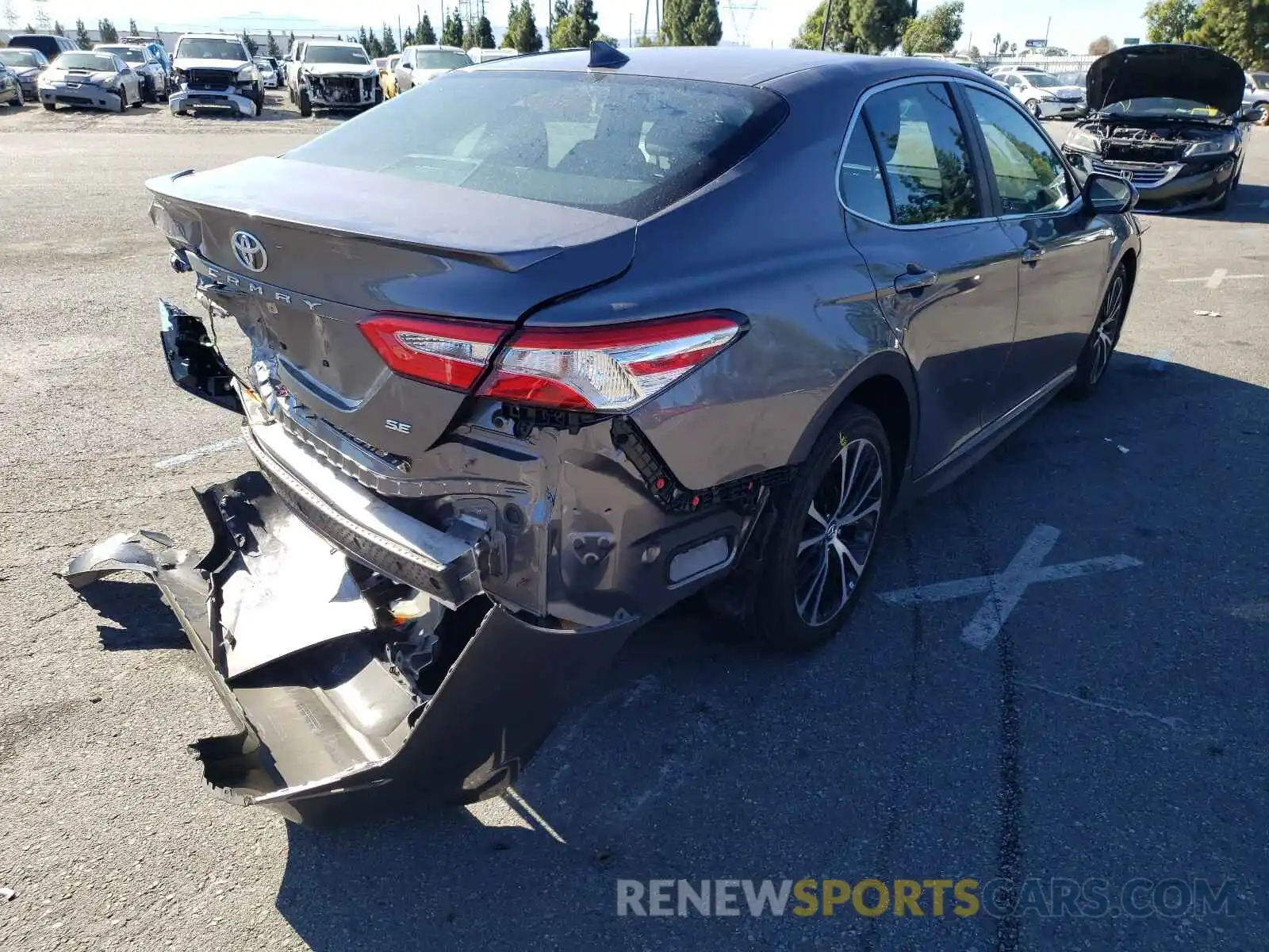 4 Photograph of a damaged car 4T1G11AK9LU334280 TOYOTA CAMRY 2020