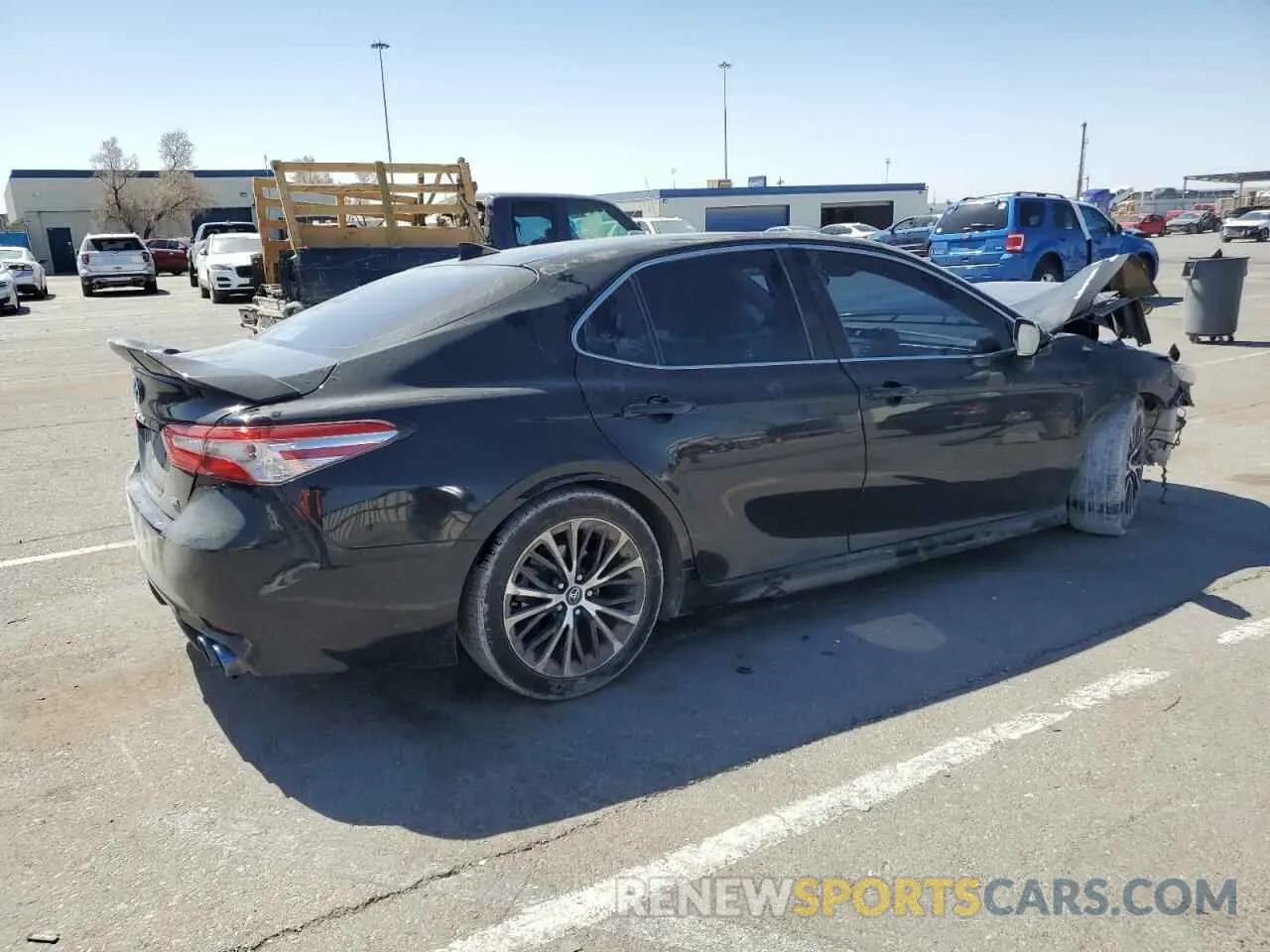 3 Photograph of a damaged car 4T1G11AK9LU340337 TOYOTA CAMRY 2020