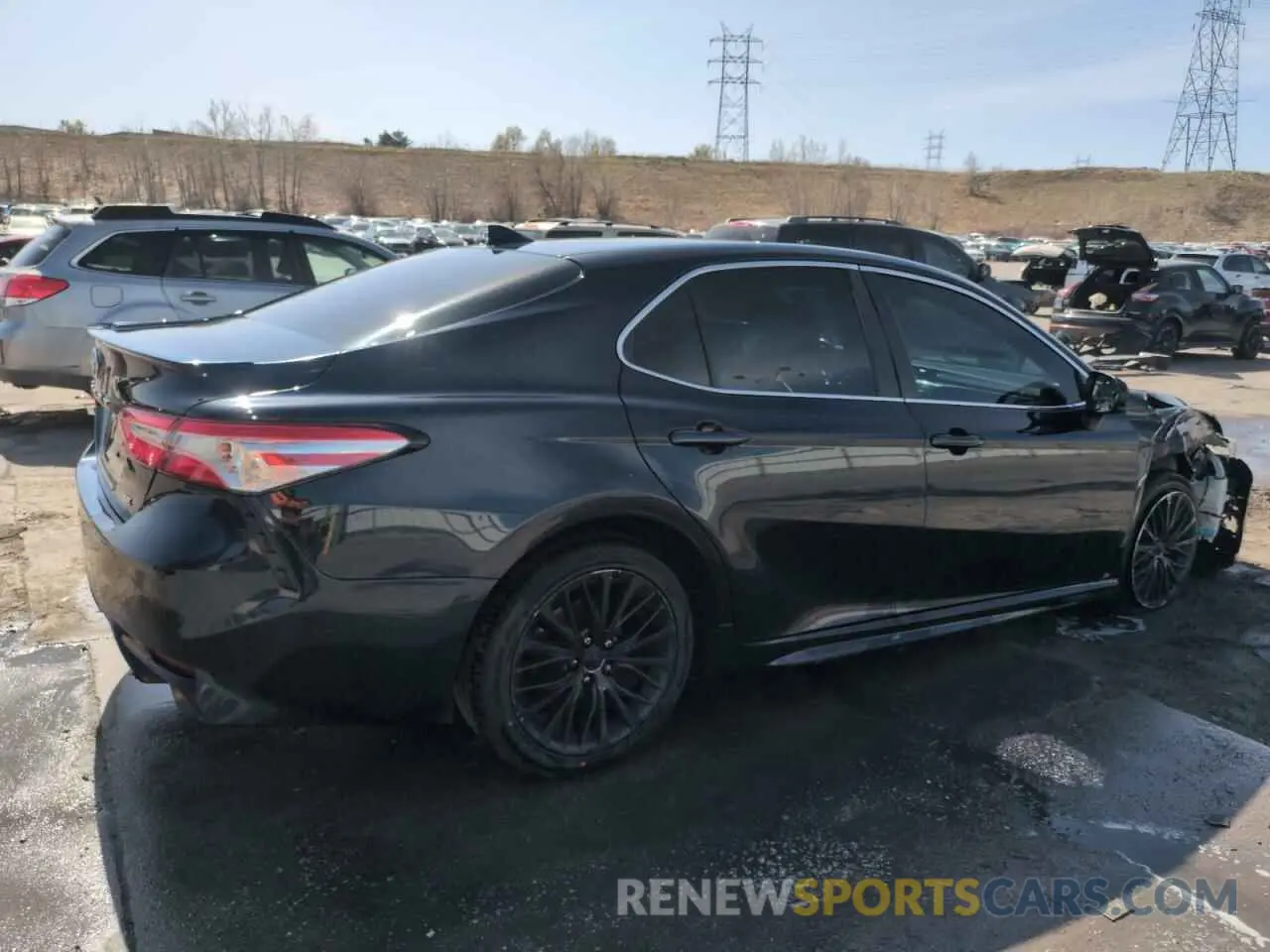 3 Photograph of a damaged car 4T1G11AK9LU346896 TOYOTA CAMRY 2020