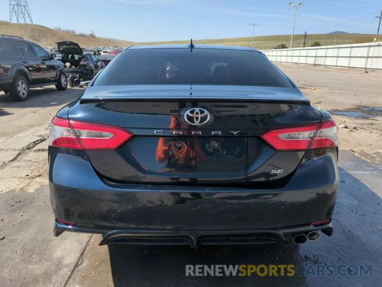 6 Photograph of a damaged car 4T1G11AK9LU346896 TOYOTA CAMRY 2020