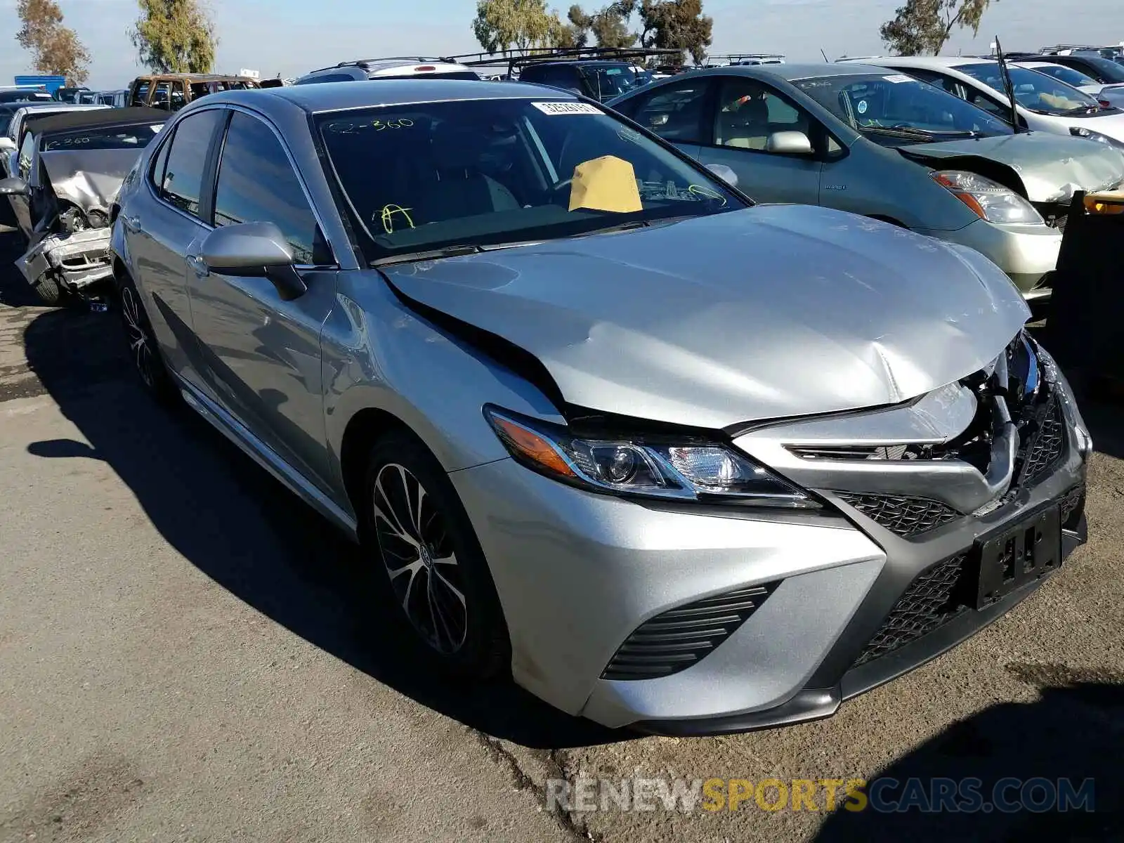 1 Photograph of a damaged car 4T1G11AK9LU352018 TOYOTA CAMRY 2020