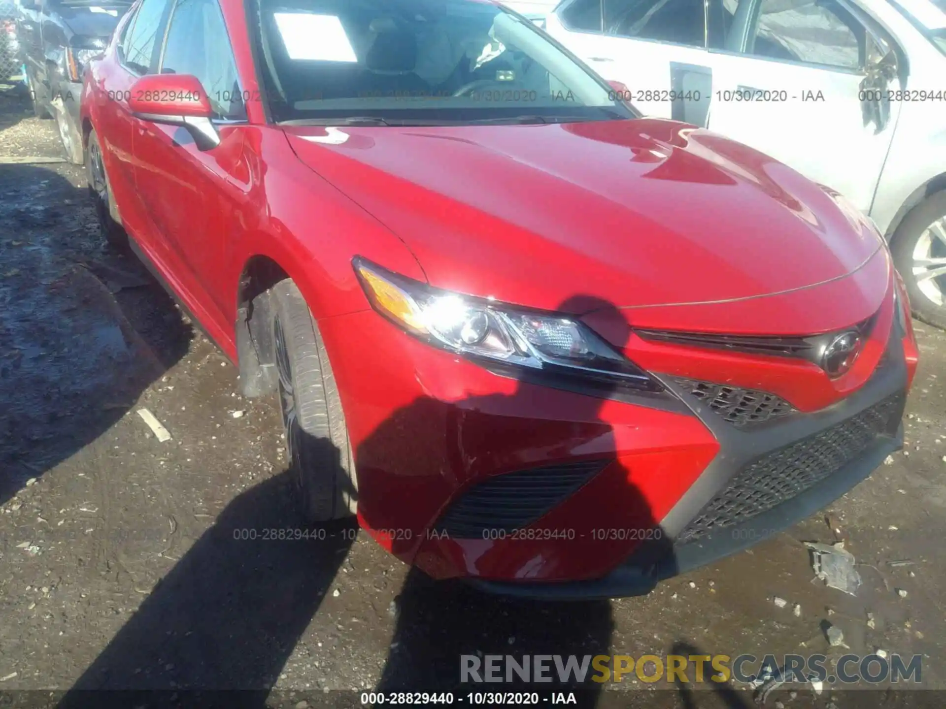 1 Photograph of a damaged car 4T1G11AK9LU352844 TOYOTA CAMRY 2020