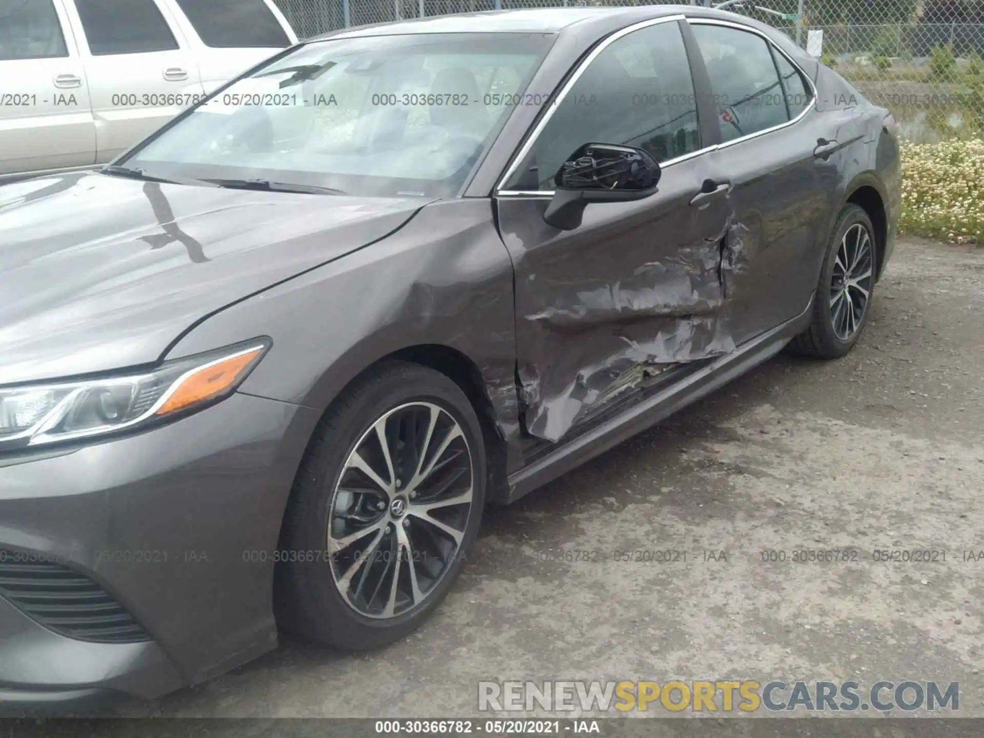 6 Photograph of a damaged car 4T1G11AK9LU355923 TOYOTA CAMRY 2020