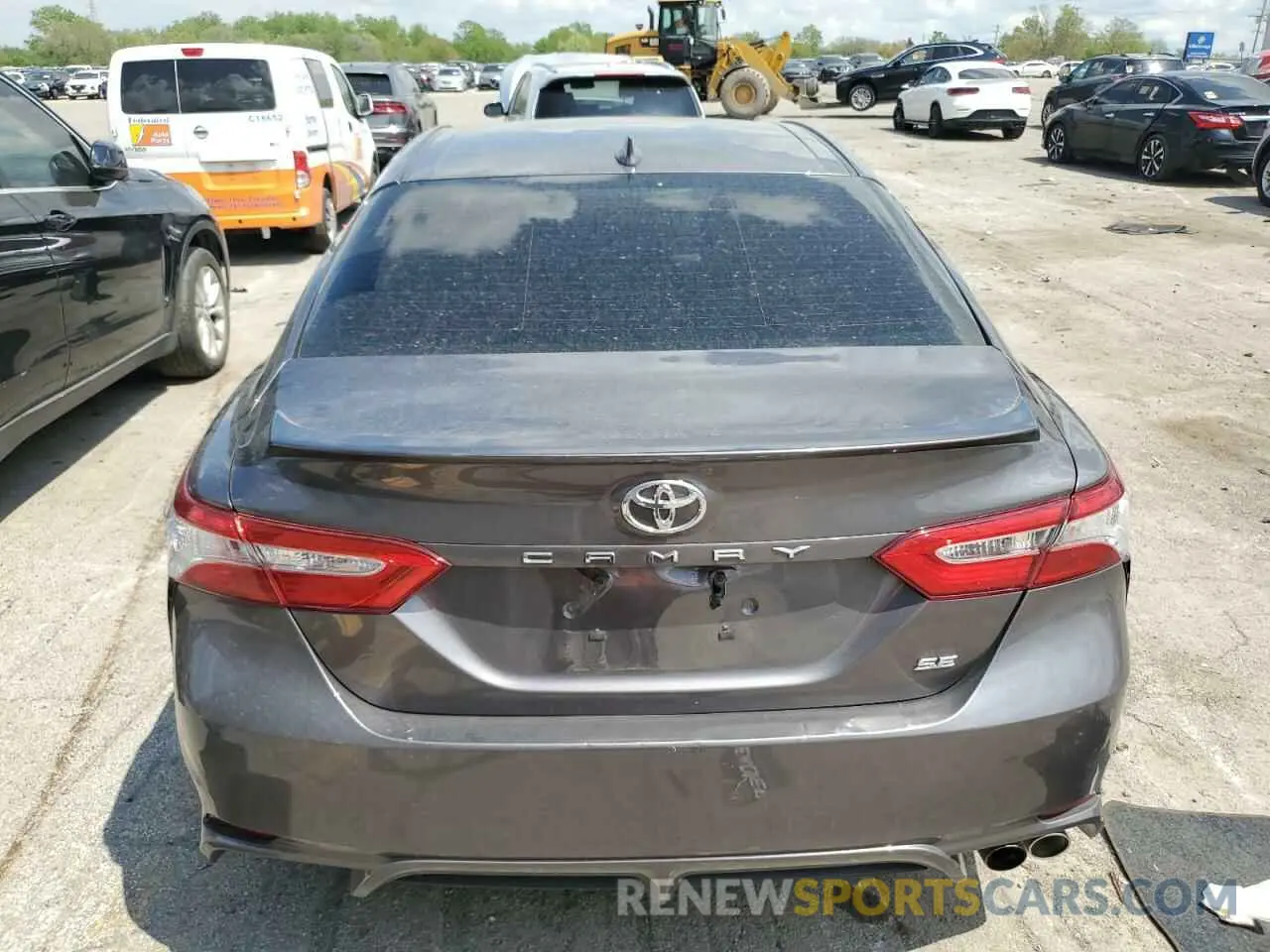 6 Photograph of a damaged car 4T1G11AK9LU362970 TOYOTA CAMRY 2020