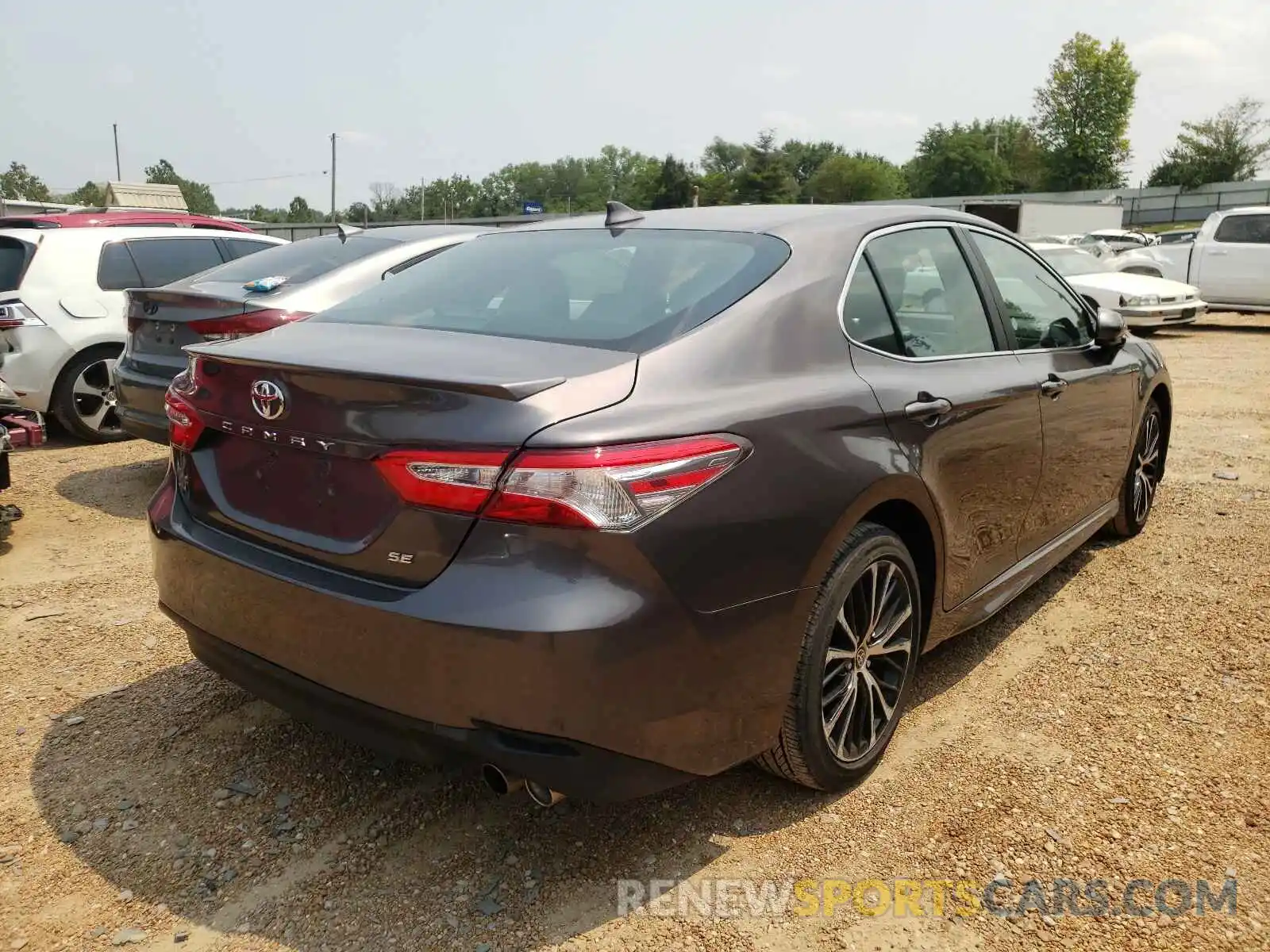 4 Photograph of a damaged car 4T1G11AK9LU363536 TOYOTA CAMRY 2020