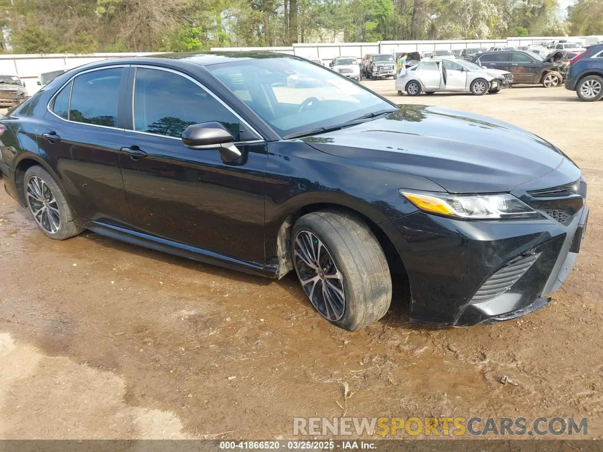 1 Photograph of a damaged car 4T1G11AK9LU368087 TOYOTA CAMRY 2020