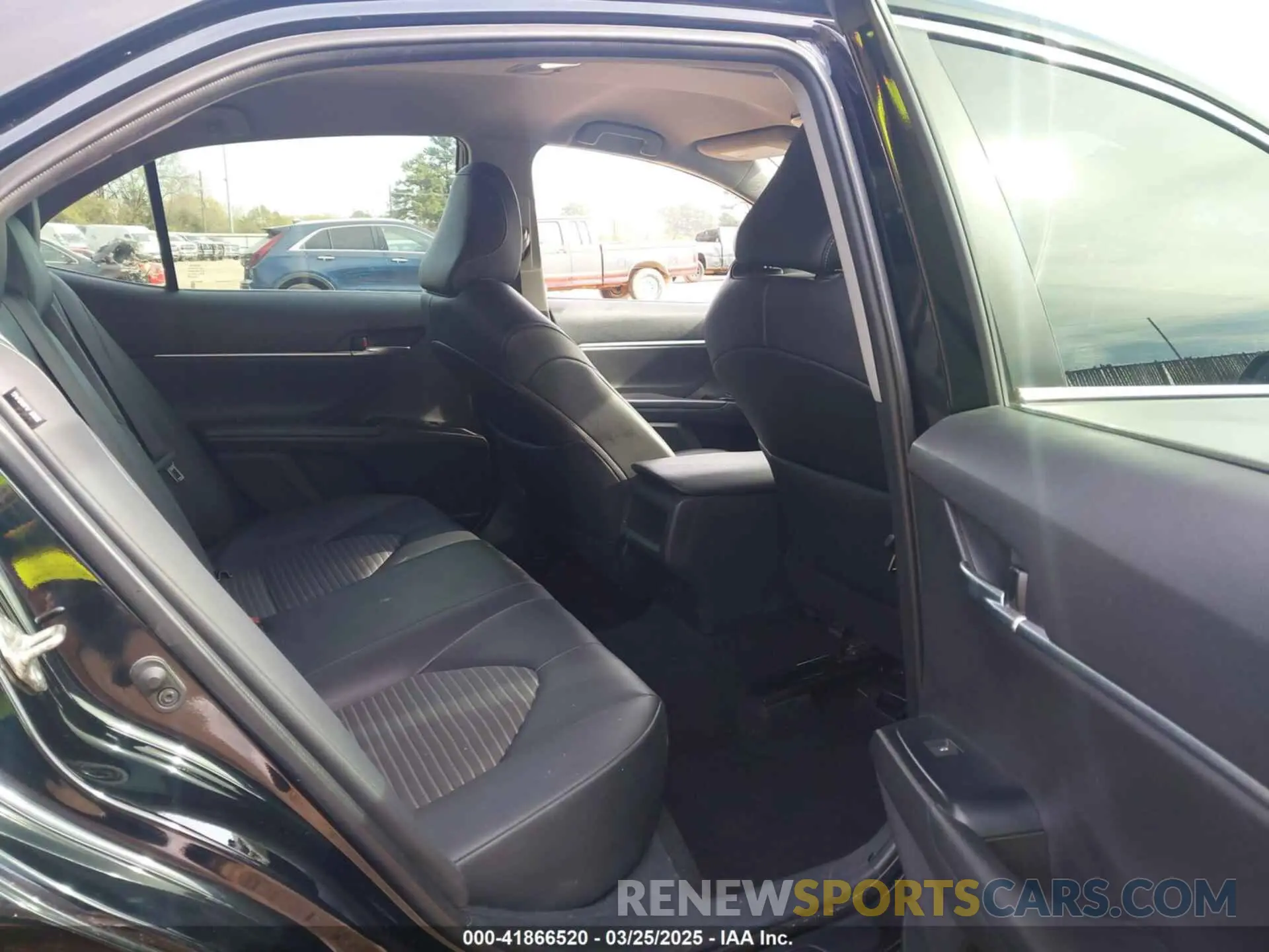 8 Photograph of a damaged car 4T1G11AK9LU368087 TOYOTA CAMRY 2020
