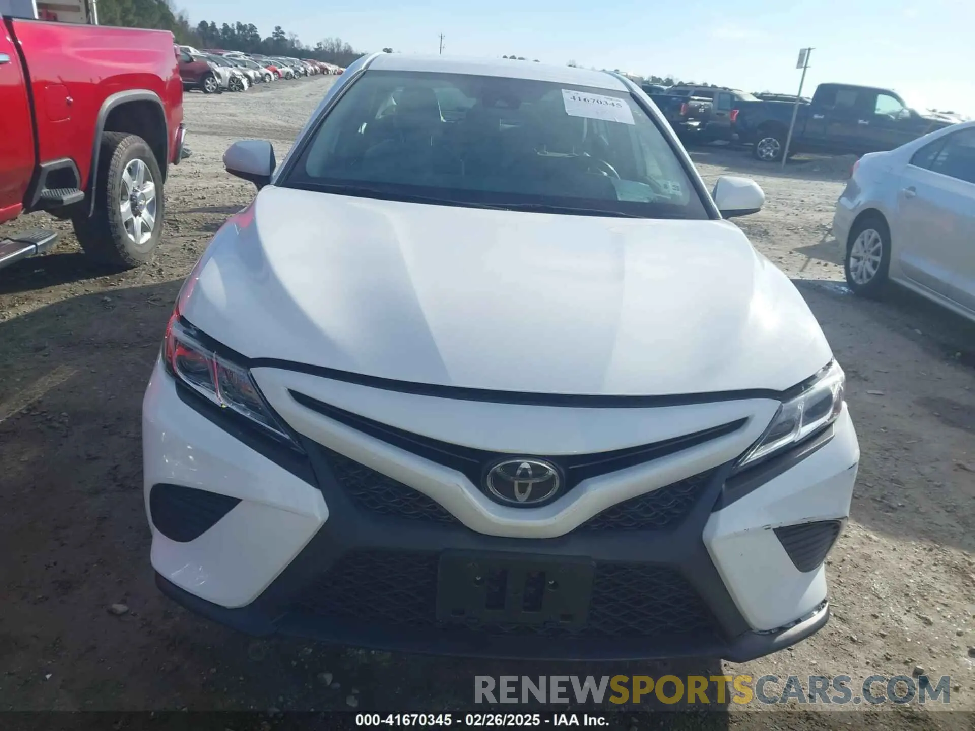 12 Photograph of a damaged car 4T1G11AK9LU370843 TOYOTA CAMRY 2020