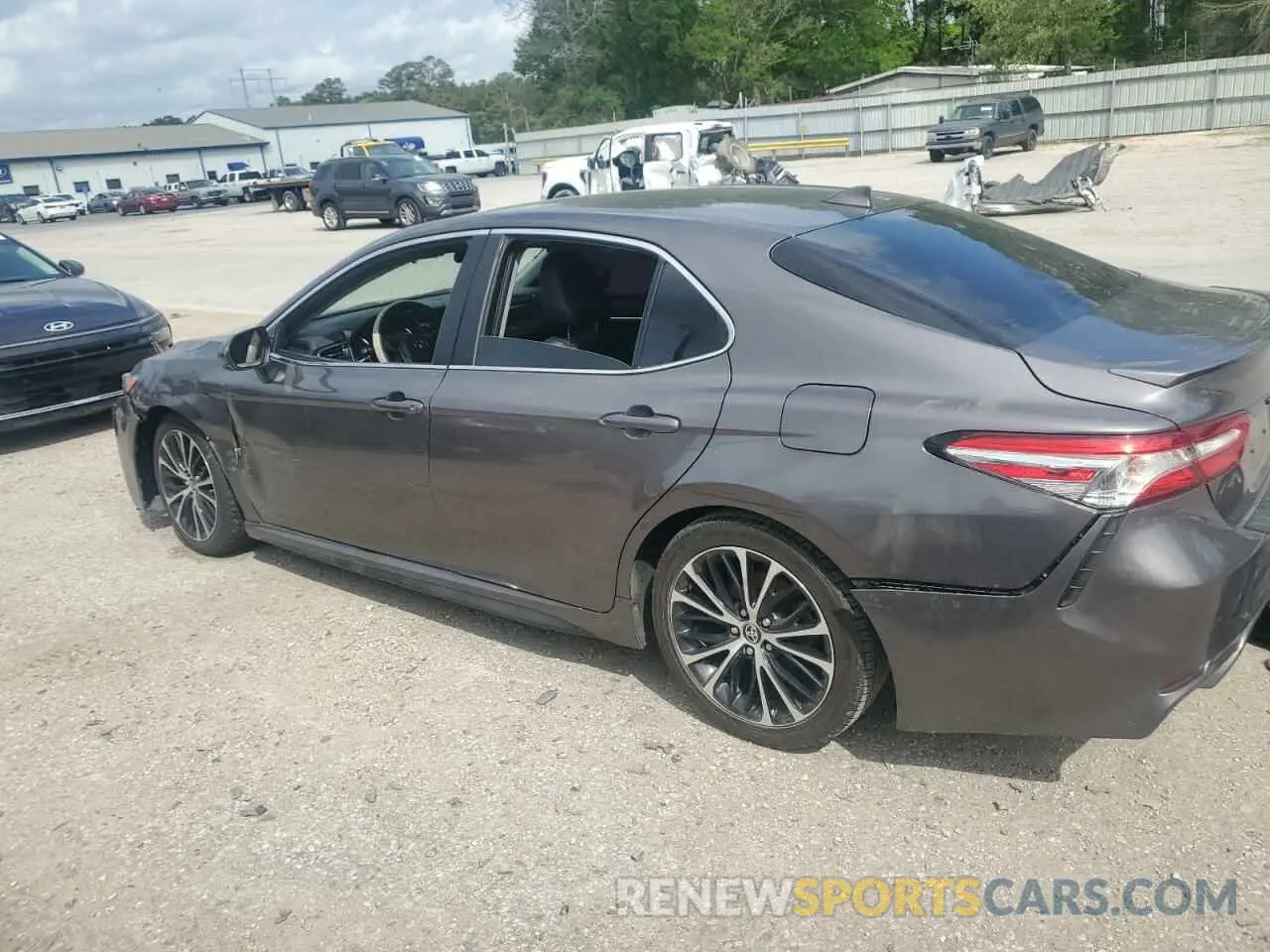 2 Photograph of a damaged car 4T1G11AK9LU374052 TOYOTA CAMRY 2020
