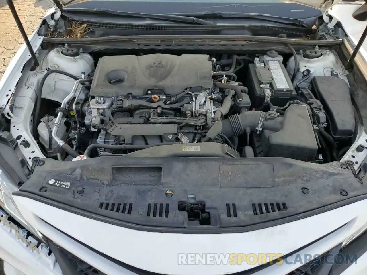 11 Photograph of a damaged car 4T1G11AK9LU375332 TOYOTA CAMRY 2020