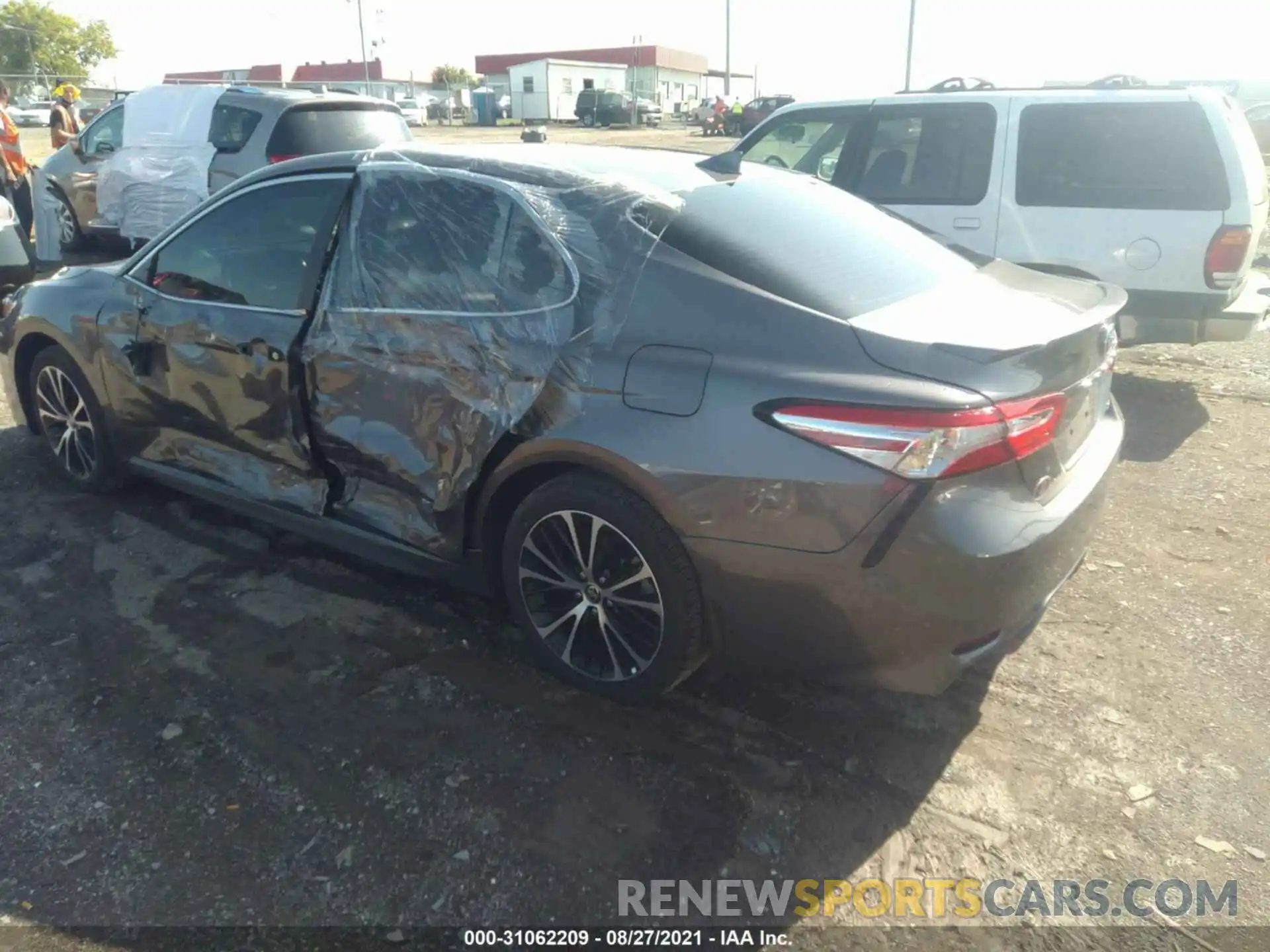 3 Photograph of a damaged car 4T1G11AK9LU378814 TOYOTA CAMRY 2020