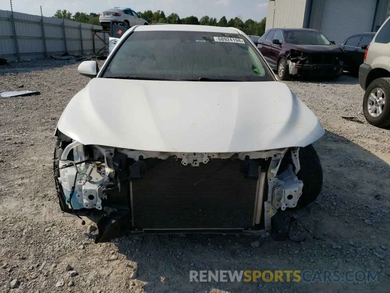5 Photograph of a damaged car 4T1G11AK9LU380742 TOYOTA CAMRY 2020