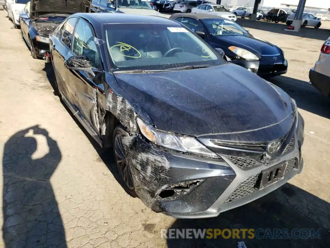 1 Photograph of a damaged car 4T1G11AK9LU390932 TOYOTA CAMRY 2020