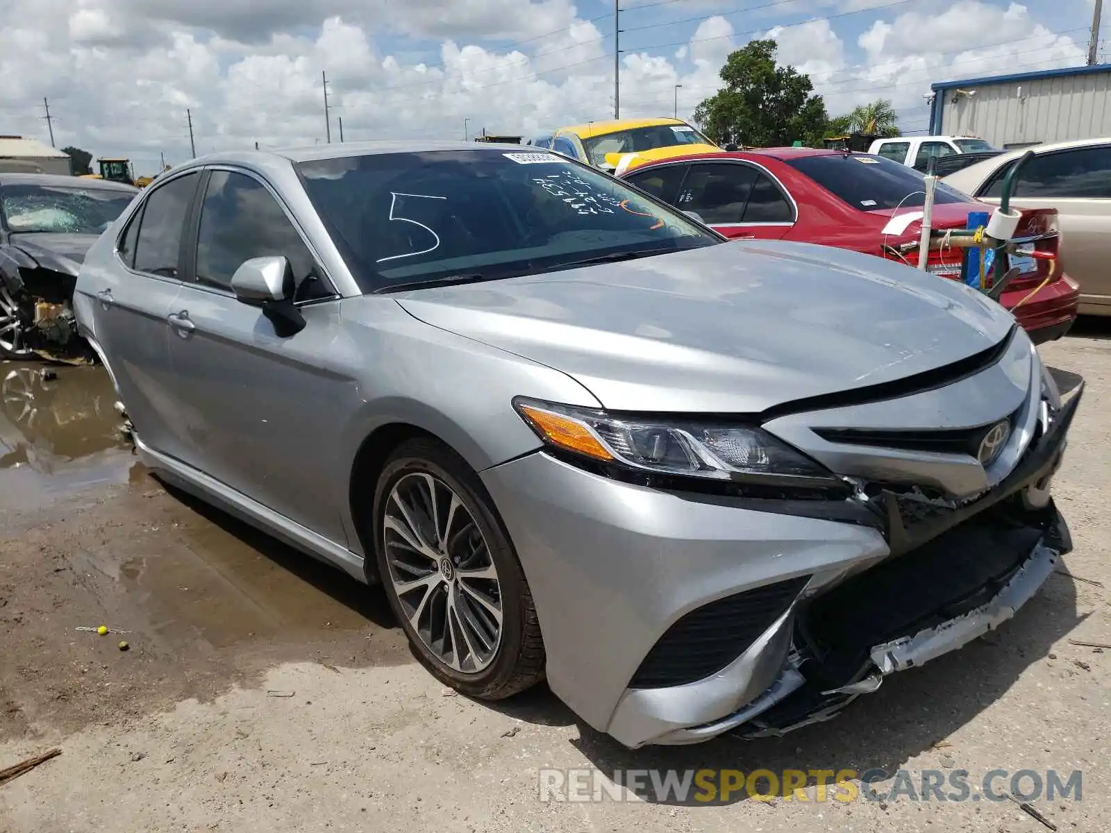 1 Photograph of a damaged car 4T1G11AK9LU390977 TOYOTA CAMRY 2020