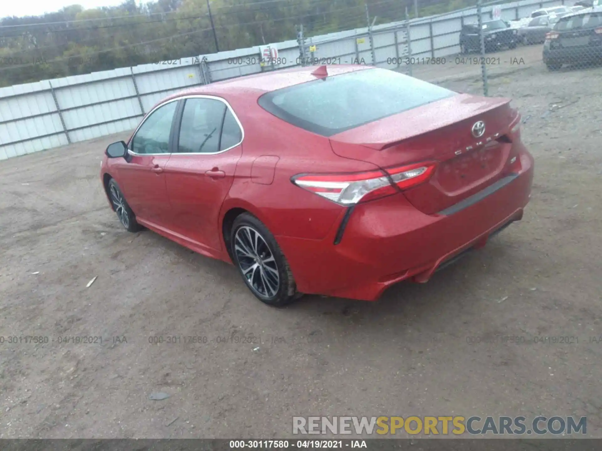 3 Photograph of a damaged car 4T1G11AK9LU401721 TOYOTA CAMRY 2020