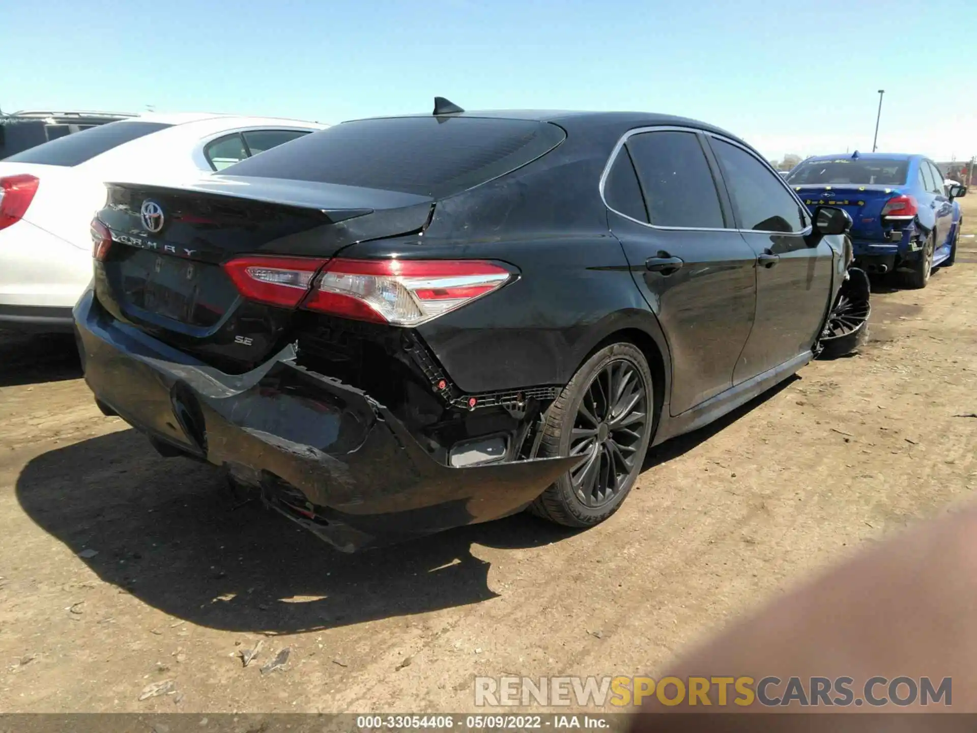 4 Photograph of a damaged car 4T1G11AK9LU506307 TOYOTA CAMRY 2020