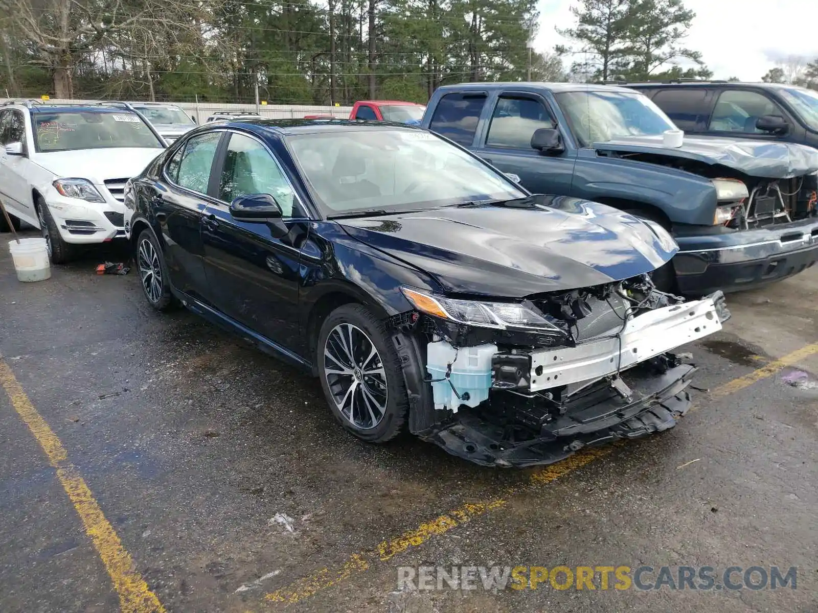 1 Photograph of a damaged car 4T1G11AK9LU507862 TOYOTA CAMRY 2020