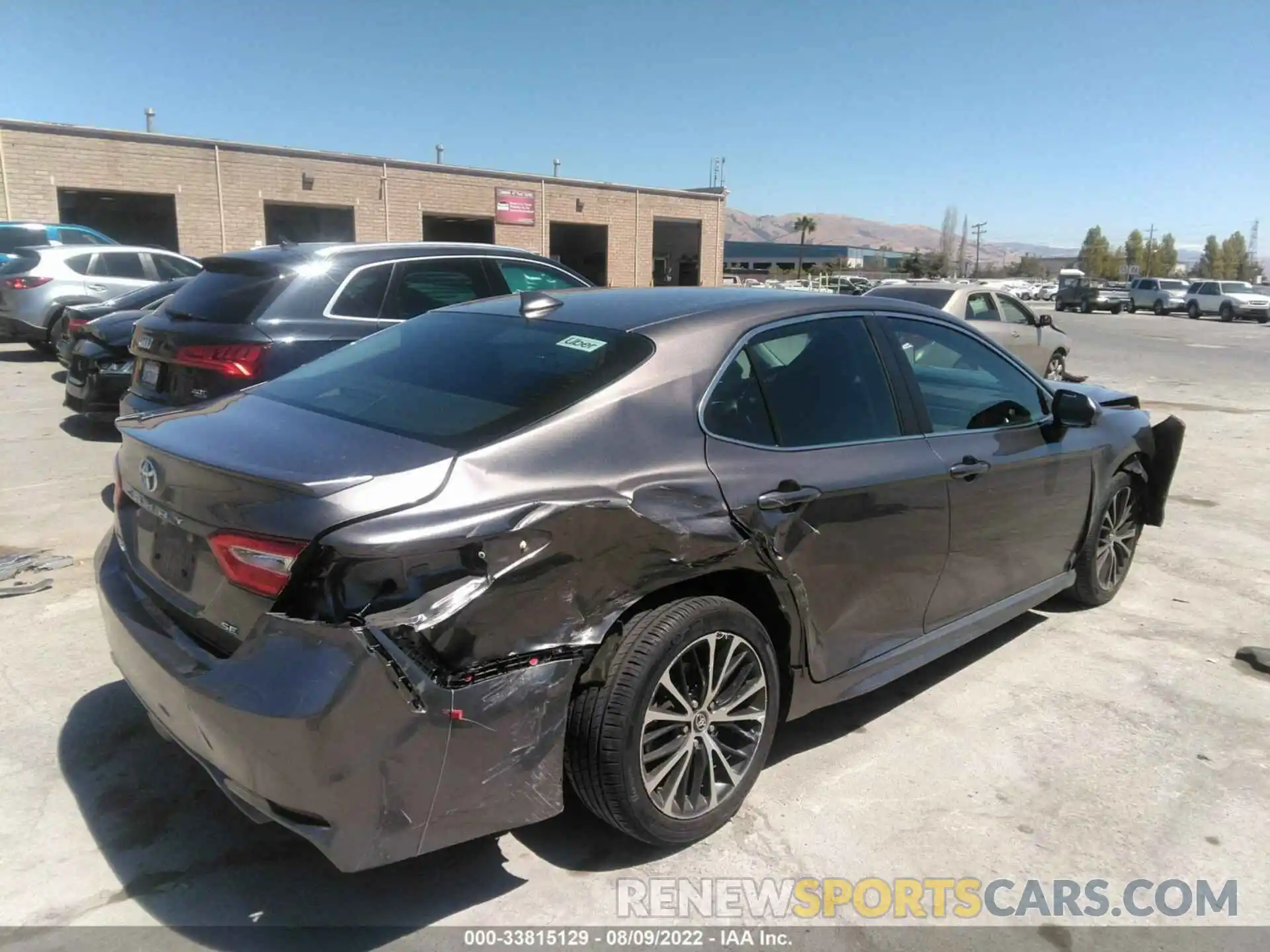 4 Photograph of a damaged car 4T1G11AK9LU861316 TOYOTA CAMRY 2020