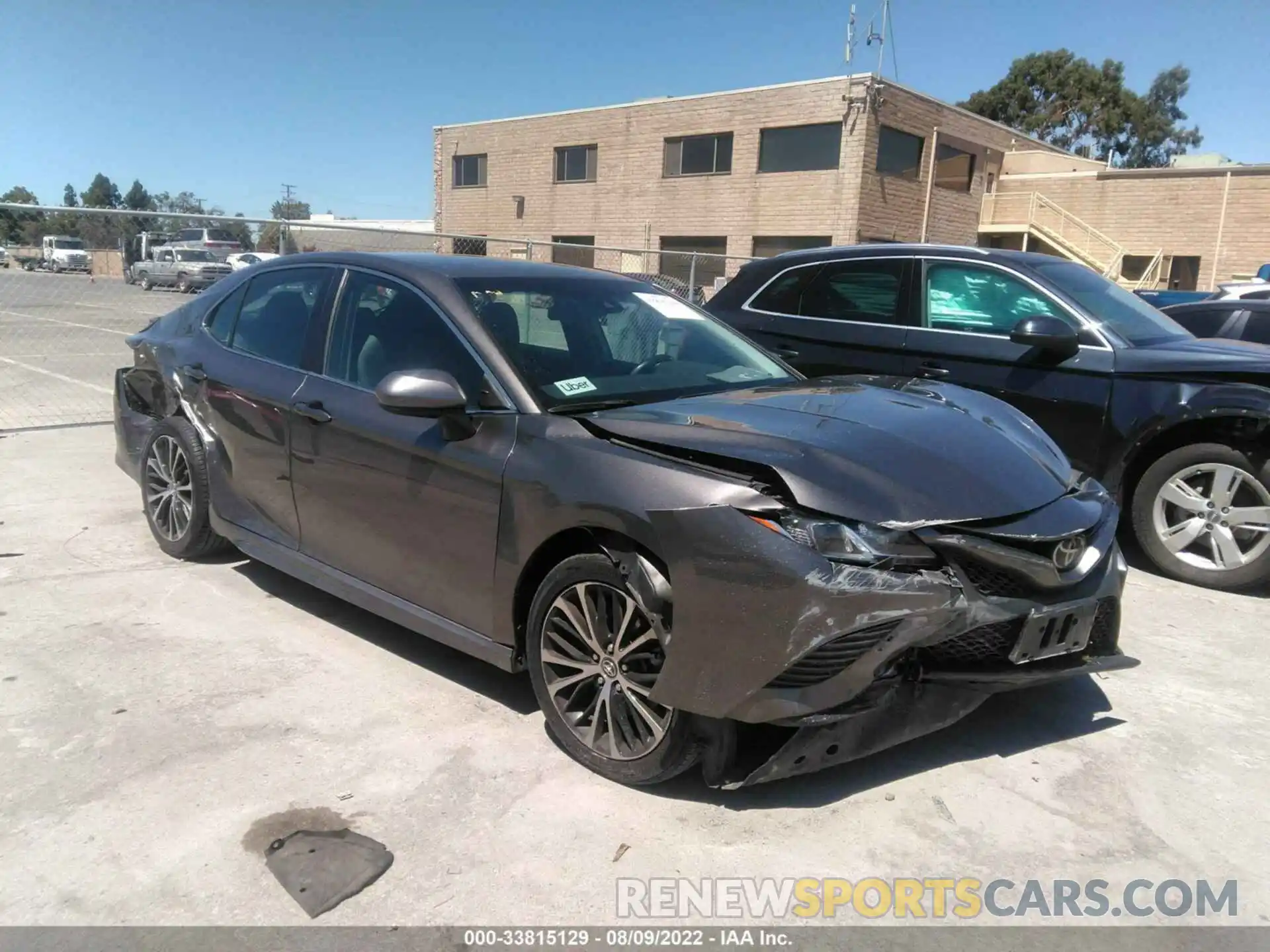 6 Photograph of a damaged car 4T1G11AK9LU861316 TOYOTA CAMRY 2020