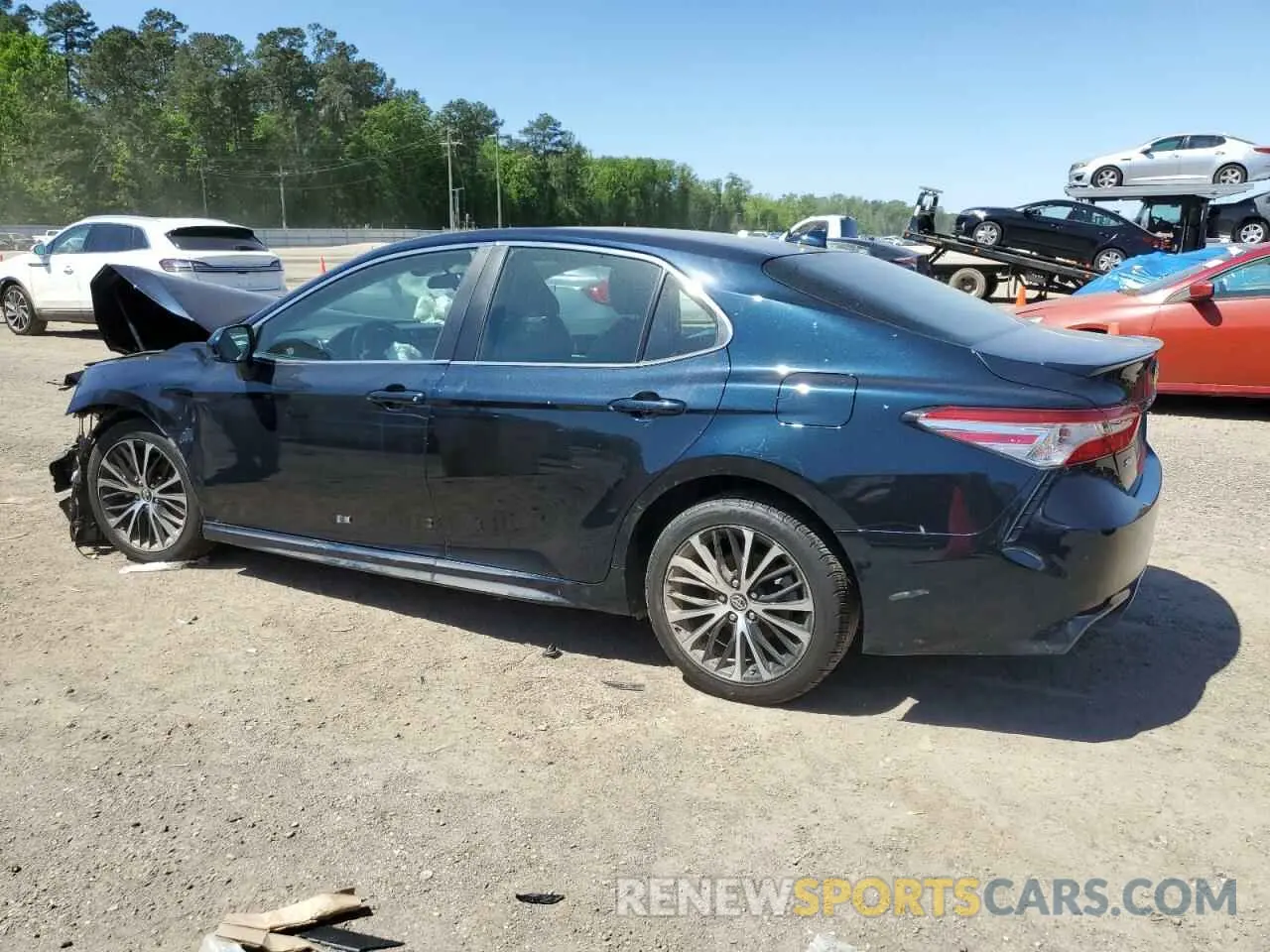 2 Photograph of a damaged car 4T1G11AK9LU862997 TOYOTA CAMRY 2020