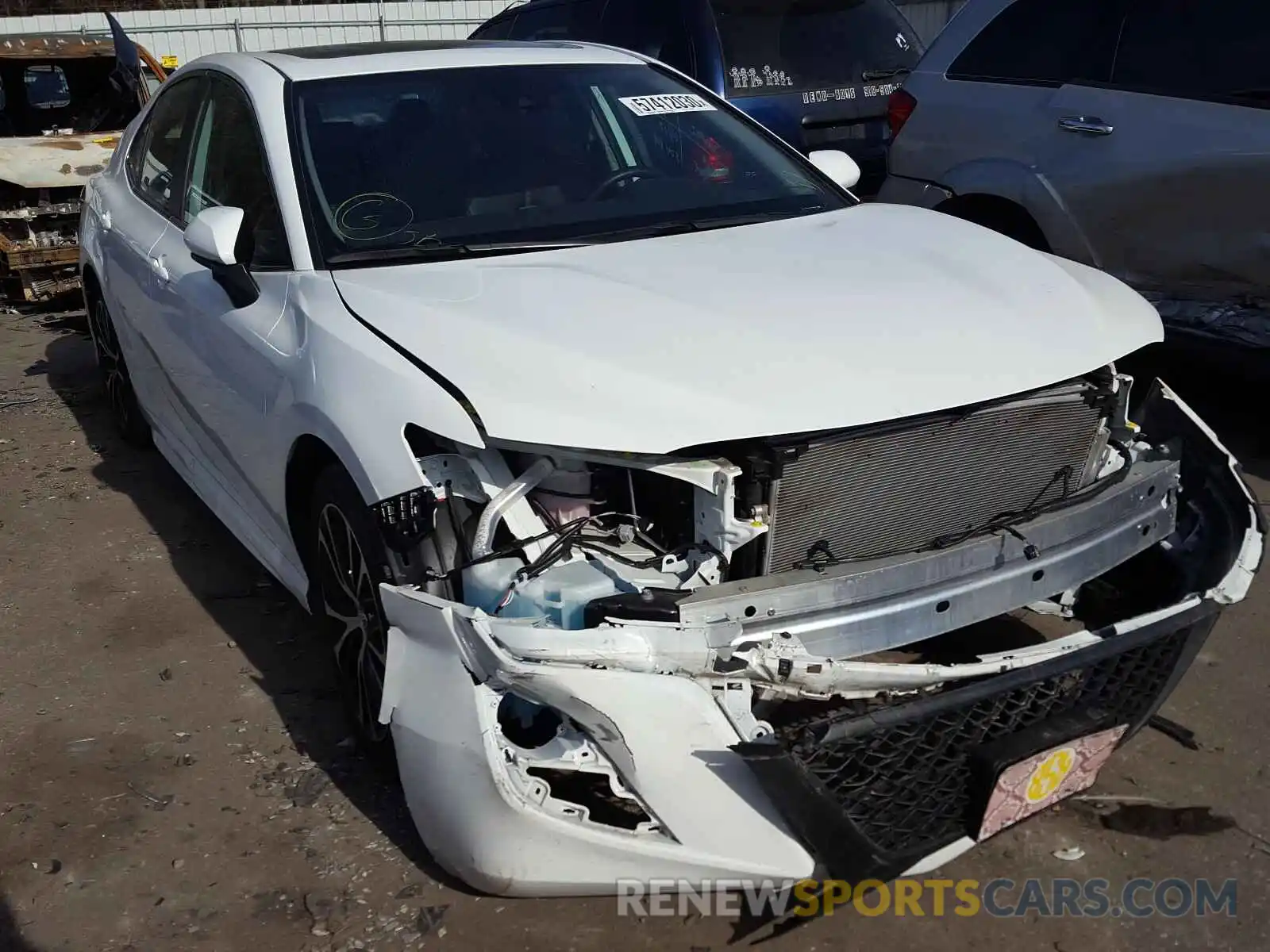 1 Photograph of a damaged car 4T1G11AK9LU863647 TOYOTA CAMRY 2020