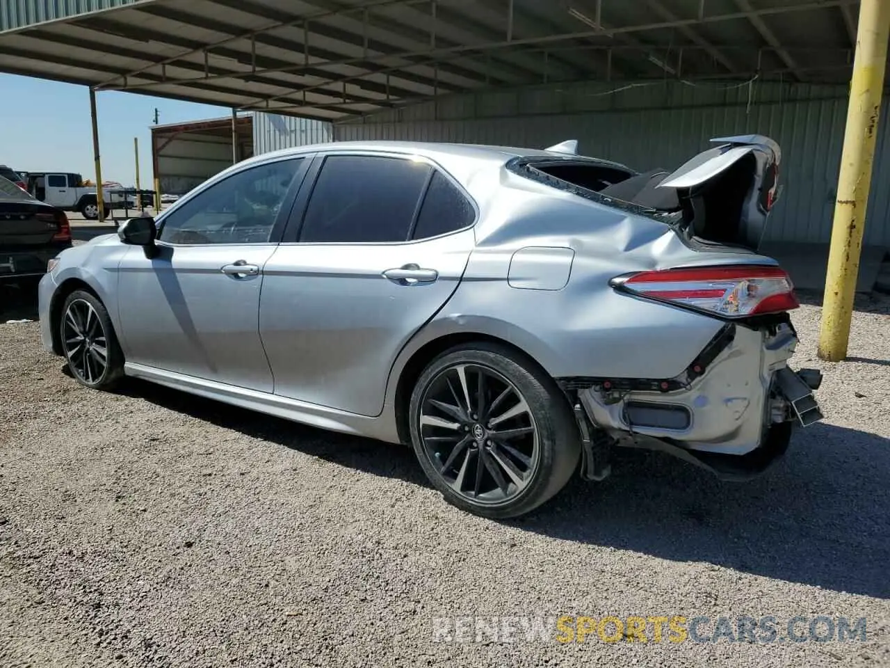2 Photograph of a damaged car 4T1G11AK9LU867360 TOYOTA CAMRY 2020