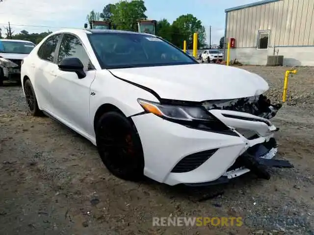 1 Photograph of a damaged car 4T1G11AK9LU869464 TOYOTA CAMRY 2020