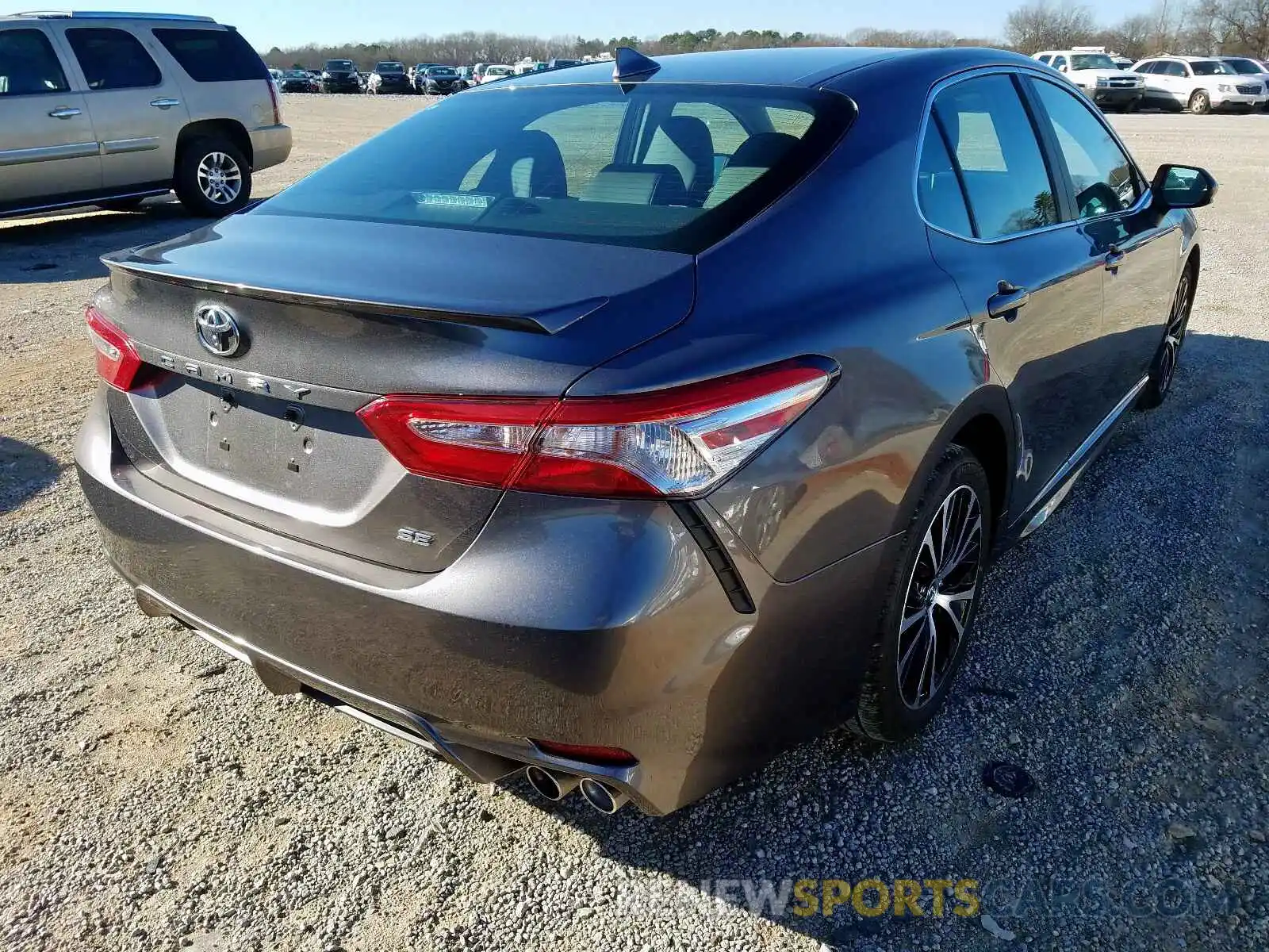 4 Photograph of a damaged car 4T1G11AK9LU869867 TOYOTA CAMRY 2020